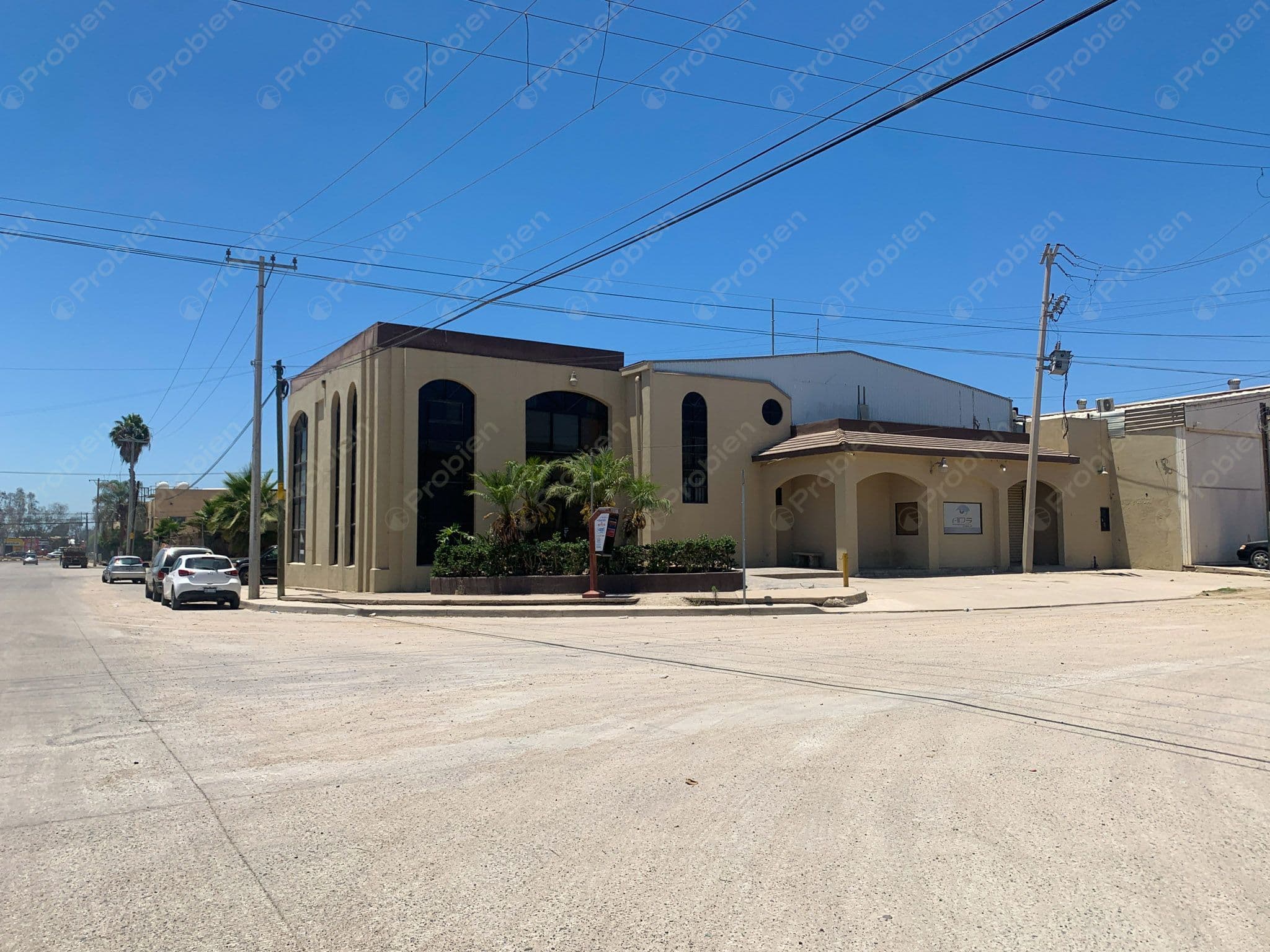 Bodega y Oficinas en Renta – Garita de Otay, Esquina con Alto Flujo Vehicular