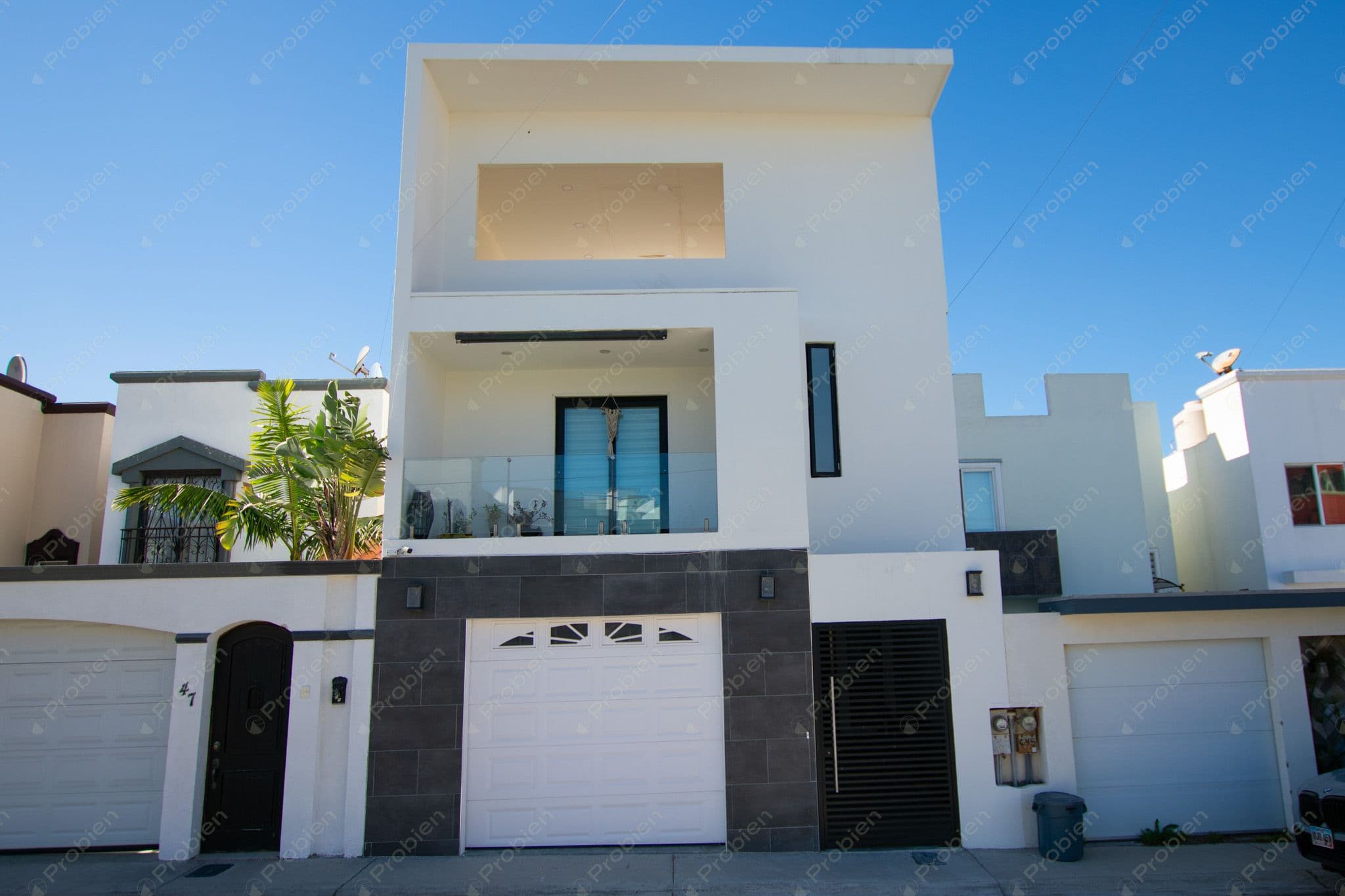 Casa en Renta en Privada Hacienda del Mar – Seguridad, Roof Top y Vista al Mar