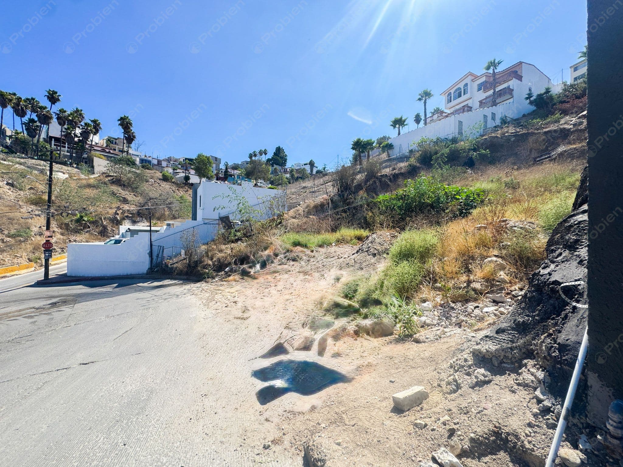 Terreno con vista espectacular en Venta = Ideal para departamentos en Cubillas Sur