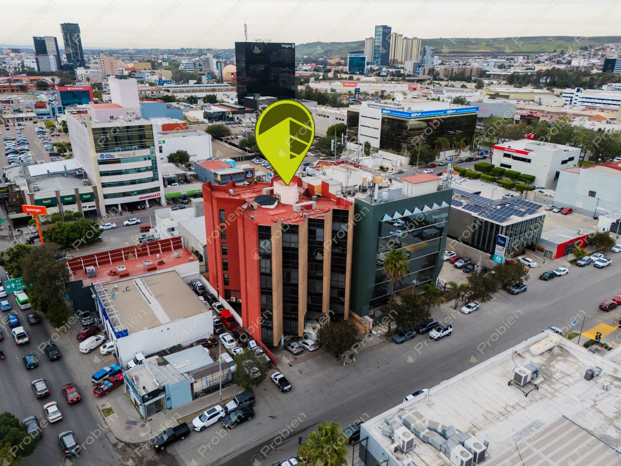 Oficina en venta en Zona Río, Tijuana, sobre Av. Luis Cabrera