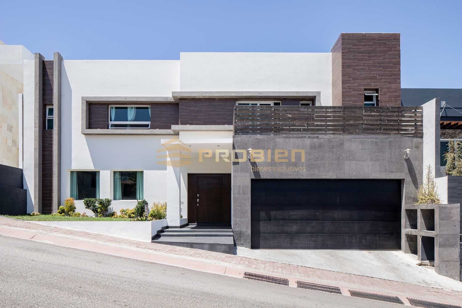PRECIO NUEVO Casa en Venta en Cumbres de Juarez