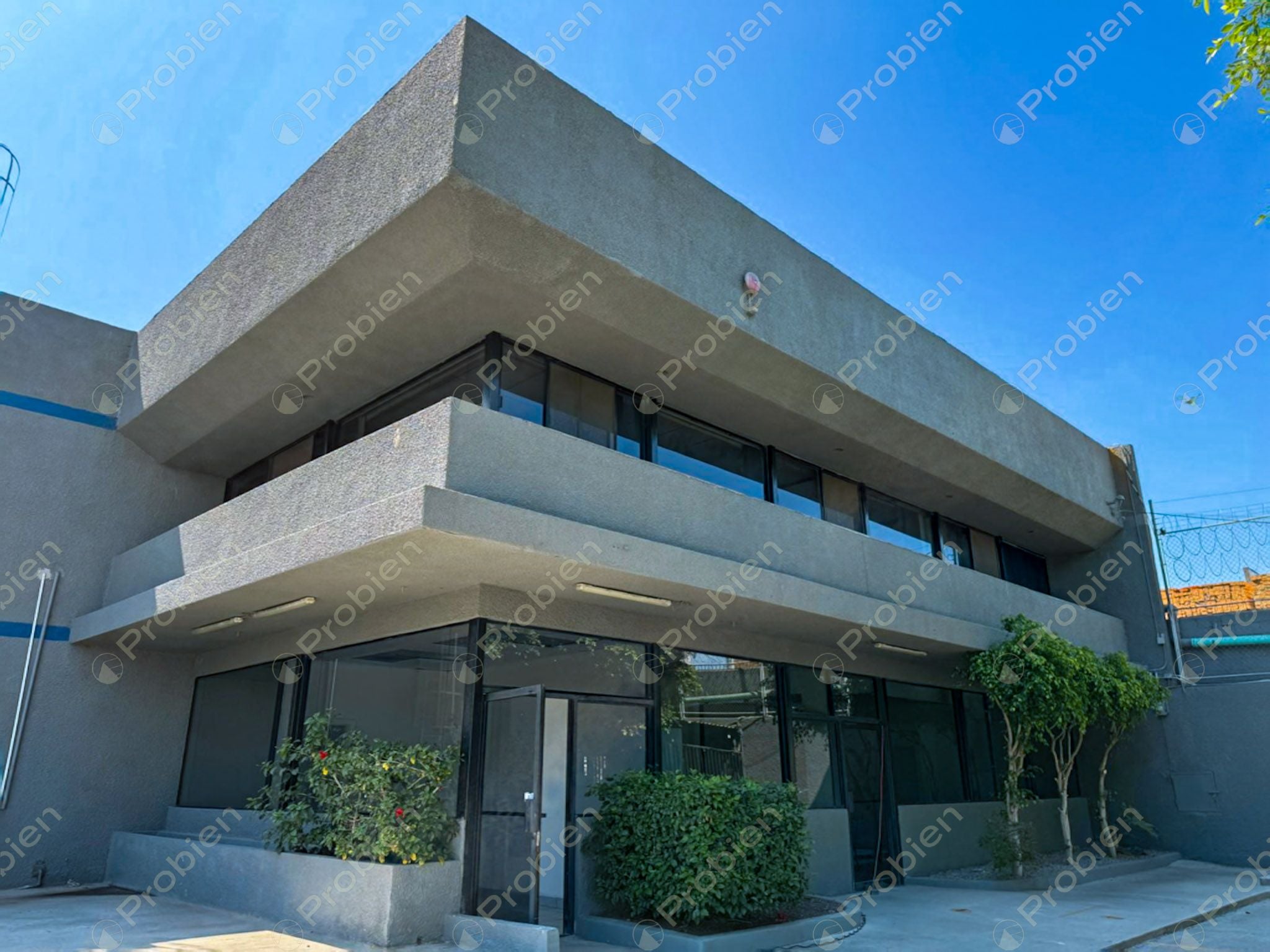 Nave Industrial en Renta de 3,826.74 m² en Blvd. Insurgentes – Ubicación Estratégica y Gran Conectividad - Foto 1 de 12