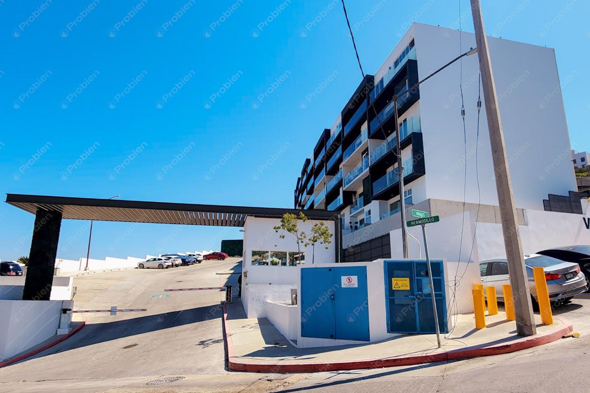 Departamento de Lujo en Renta en Acceso Uno - Totalmente Amueblado con Vista Panorámica - Foto 1 de 16