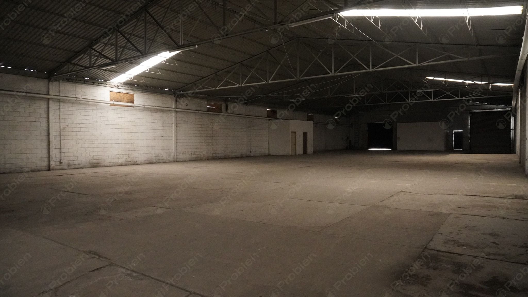 Bodega en renta - Entre Vía rápida y Blvd. Benítez Uno - Foto 2 de 7