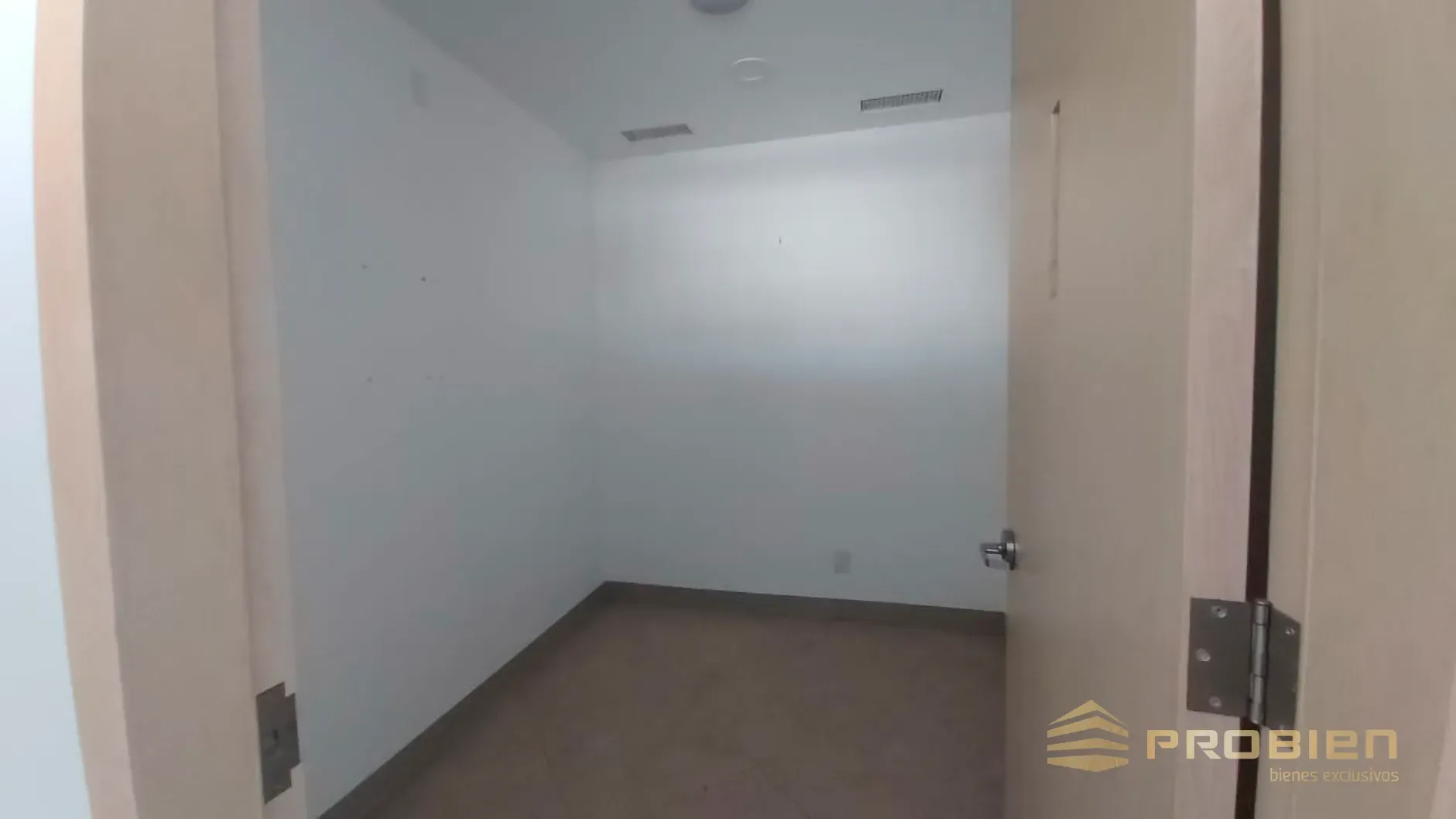 Oficina en Renta - Plaza Financiera - Foto 15 de 21