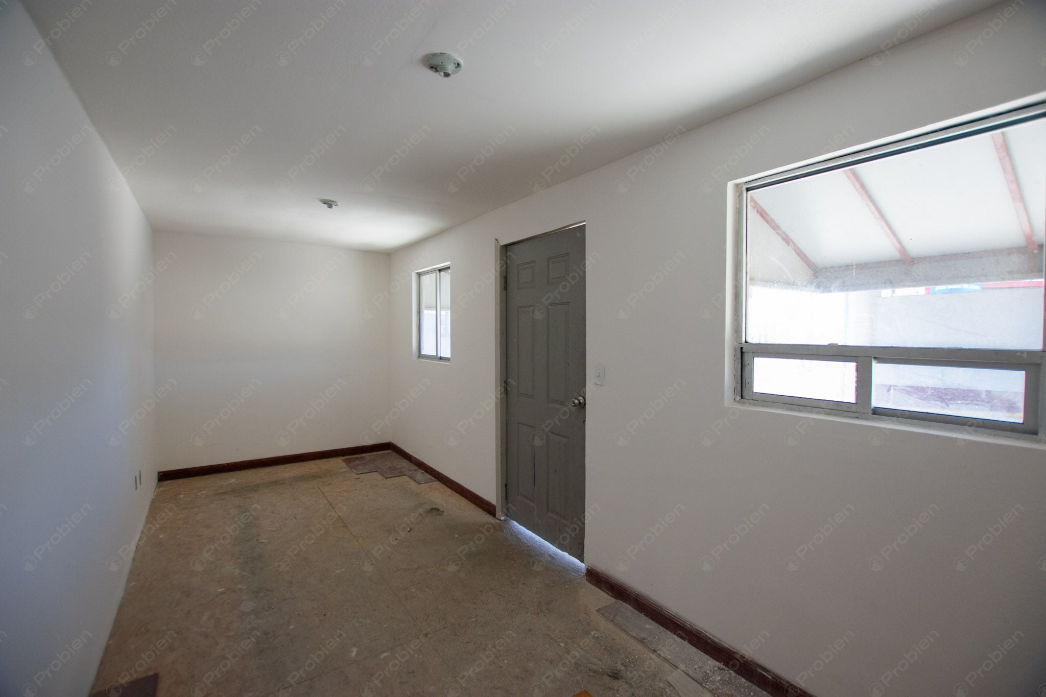 Terreno en Renta con Oficinas y Área de Verificación en Blvd. Casa Blanca – 1,133 m² - Foto 14 de 16