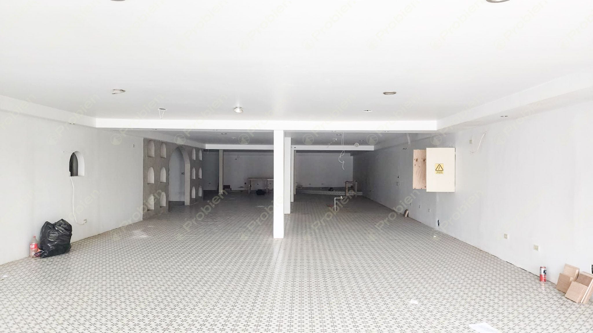 Bodega o Local Comercial en Venta / Renta - Blvd. Agua Caliente - Foto 9 de 11