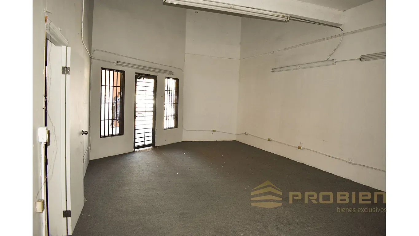 Local en renta - Blvd Insurgentes - Foto 7 de 9