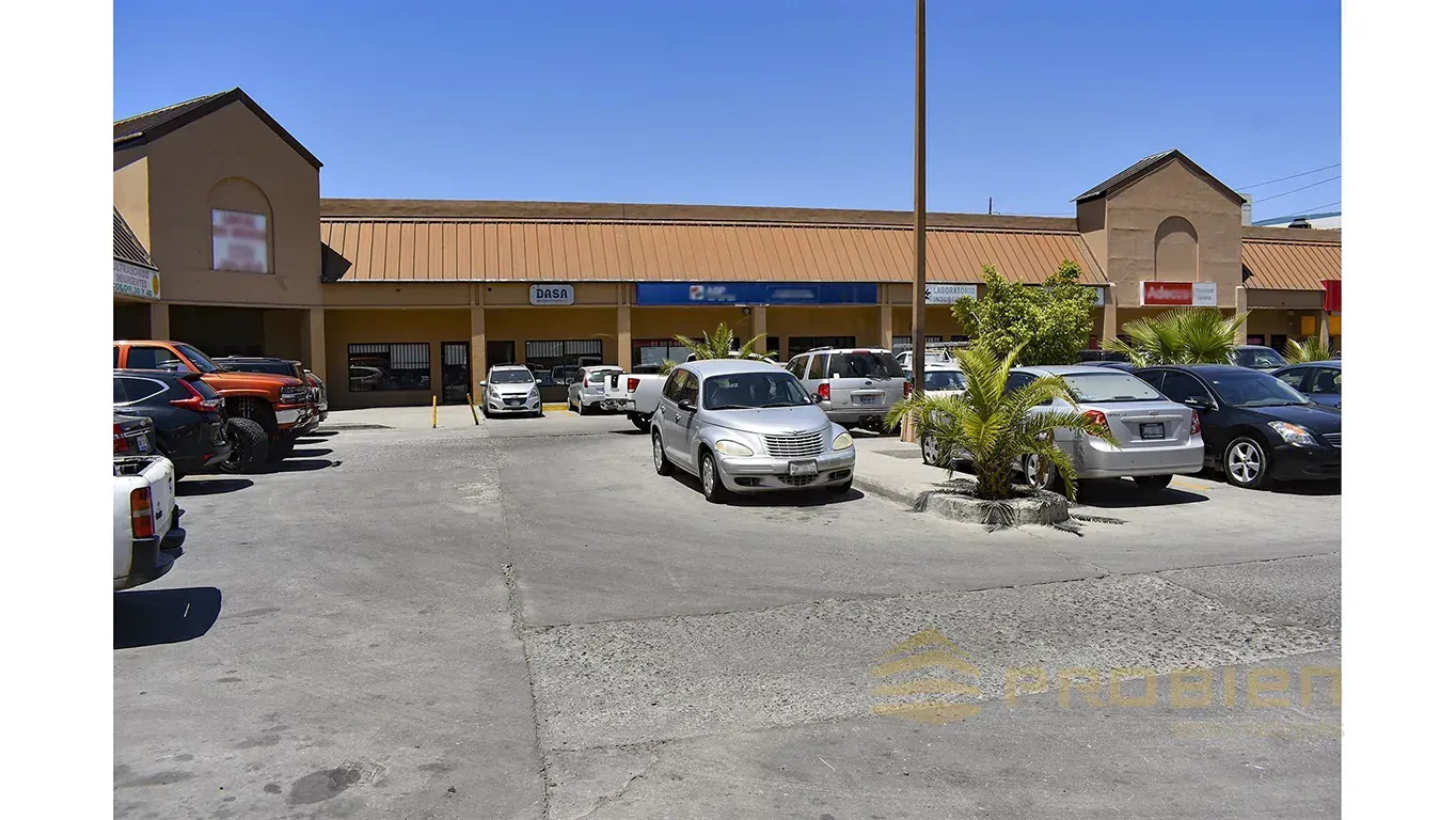 Local en renta - Blvd Insurgentes - Foto 9 de 9