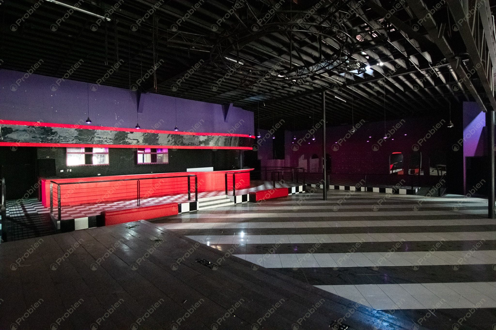 Local Comercial en Renta en El Foro – Zona Centro Tijuana, 980 m² en el Icónico Palacio Jai Alai - Foto 8 de 30