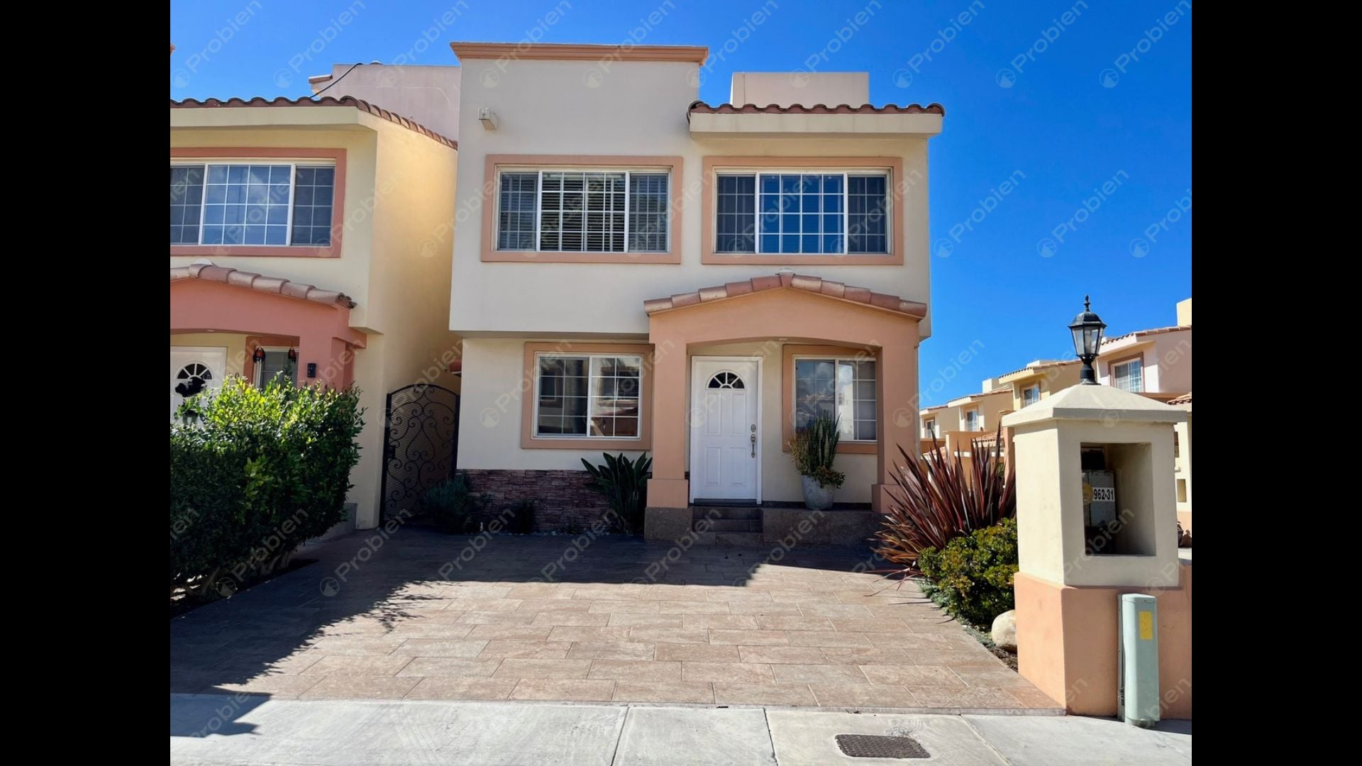 Hermosa Casa en Renta en La Cúspide, Playas de Tijuana – Seguridad, Confort y Amenidades de Lujo - Foto 2 de 23