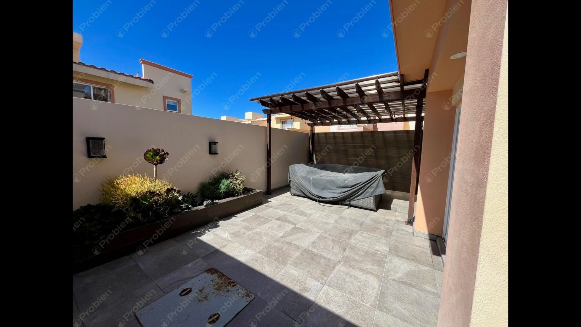 Hermosa Casa en Renta en La Cúspide, Playas de Tijuana – Seguridad, Confort y Amenidades de Lujo - Foto 20 de 23