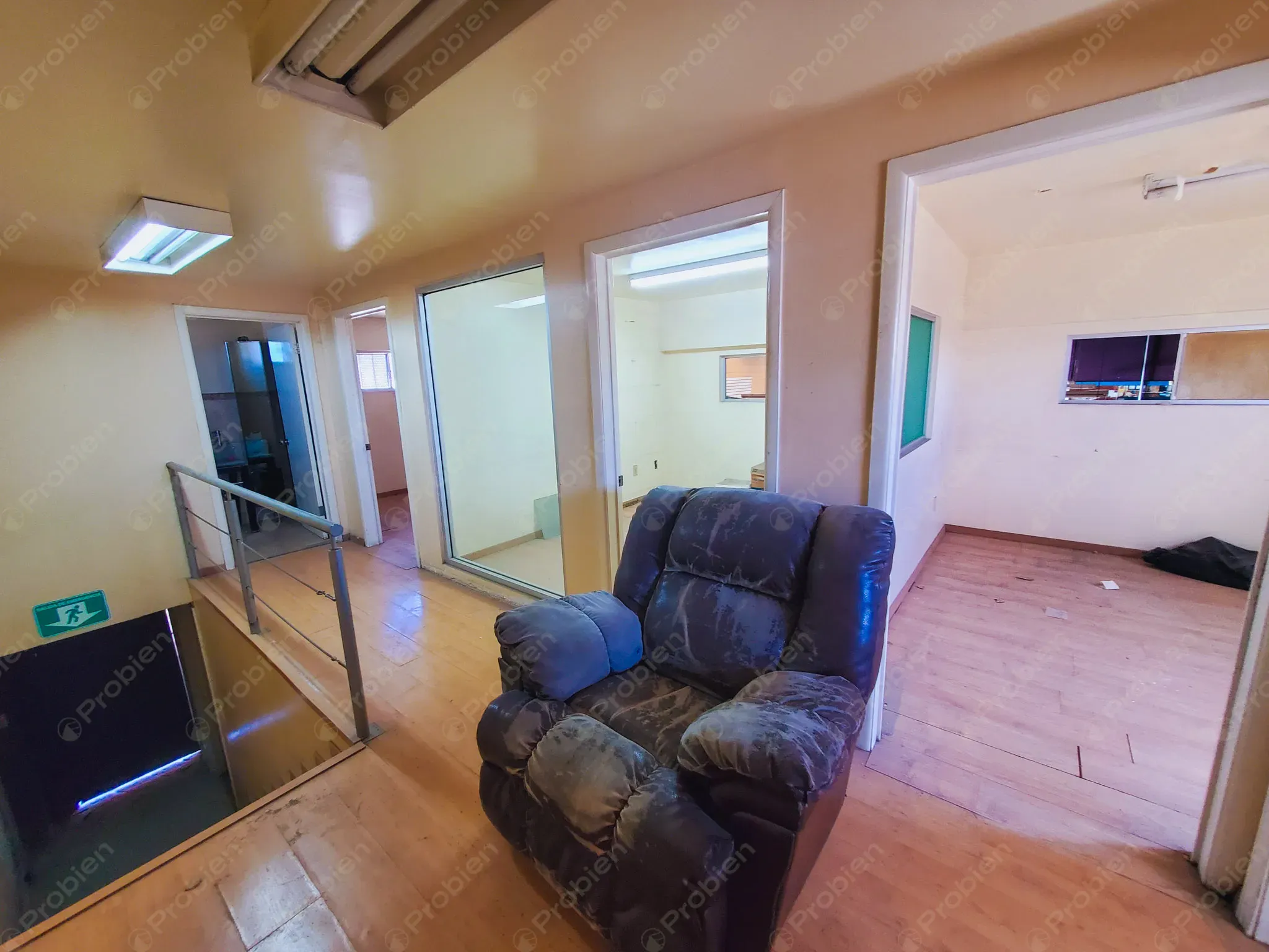 Terreno Comercial con local en renta - Alba roja - Foto 12 de 16