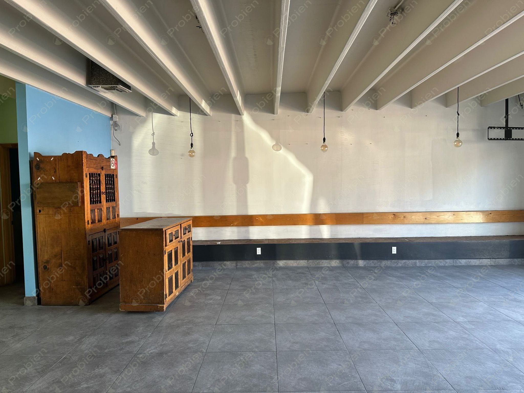 Local Comercial en Renta en Zona Centro – Ideal para Negocios y Alta Afluencia - Foto 9 de 13