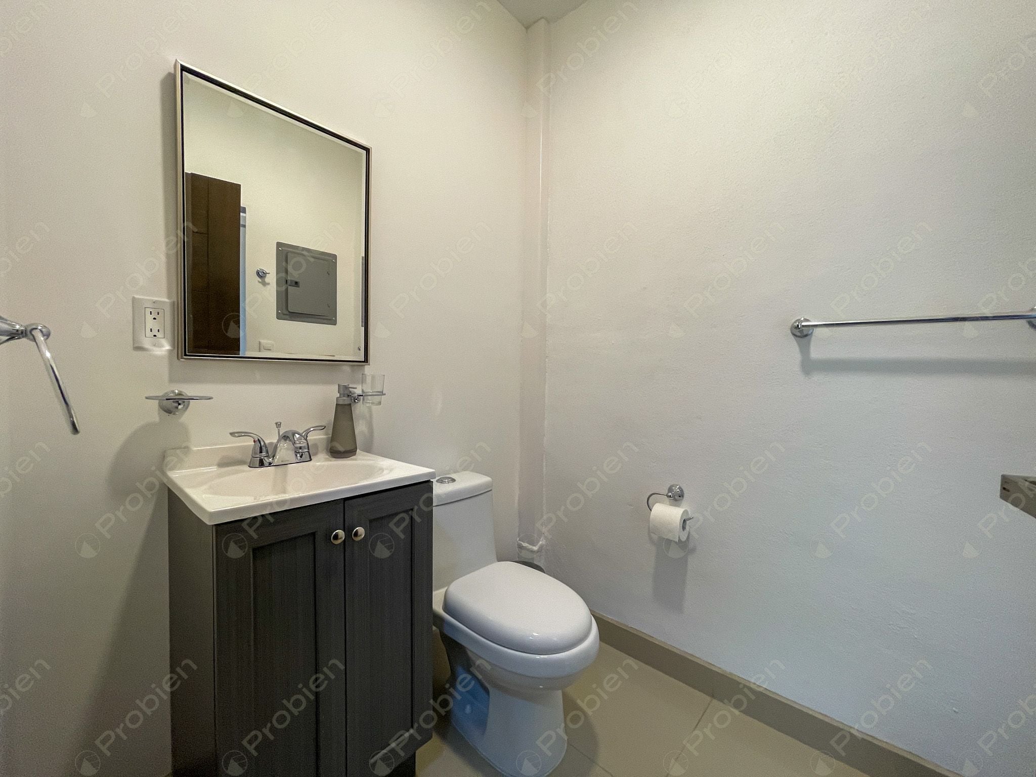 Departamento Loft en Renta en Montebello – Vista Panorámica y Balcón - Foto 14 de 18