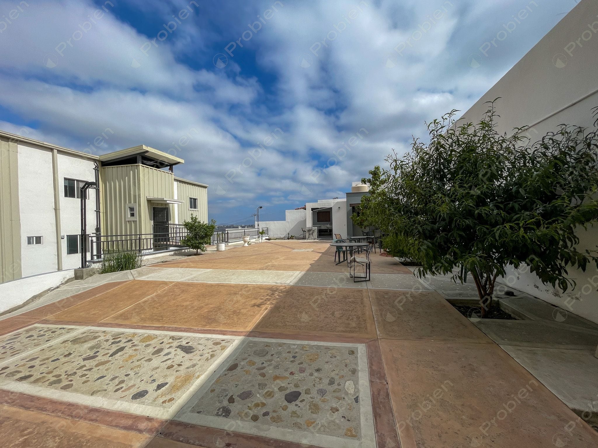 Departamento Loft en Renta en Montebello – Vista Panorámica y Balcón - Foto 16 de 18