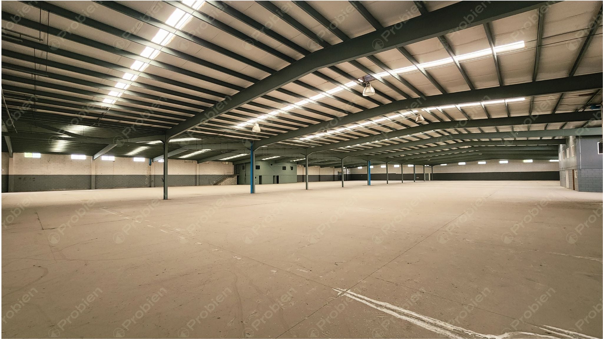 Bodega en Renta de 5,557 m² – Parque Industrial Cibac con Muelle para 4 Remolques - Foto 3 de 16