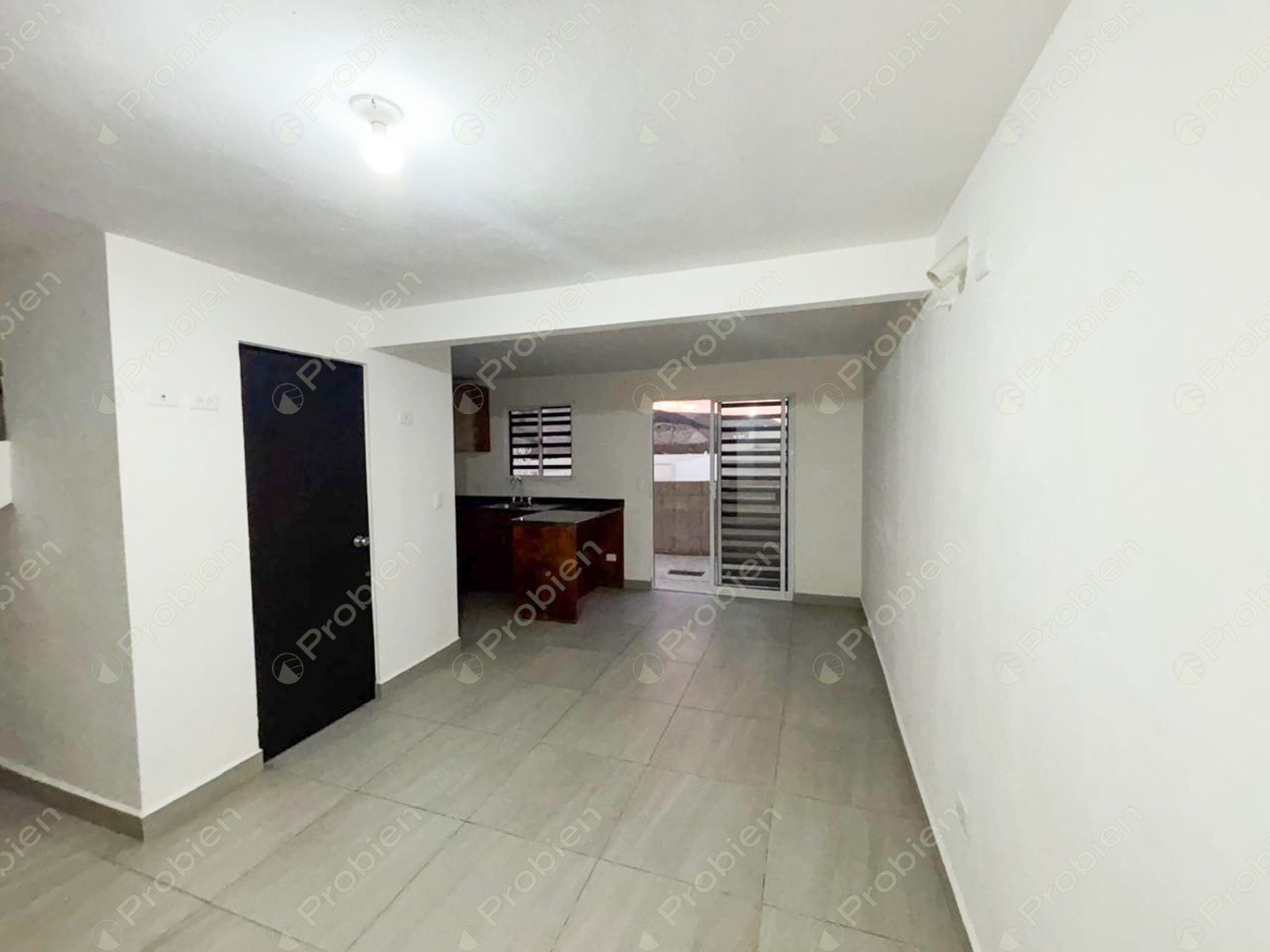 Casa en renta de 3 recámaras en Privada Mar de Bering, Privadas del Pacífico - Foto 2 de 16