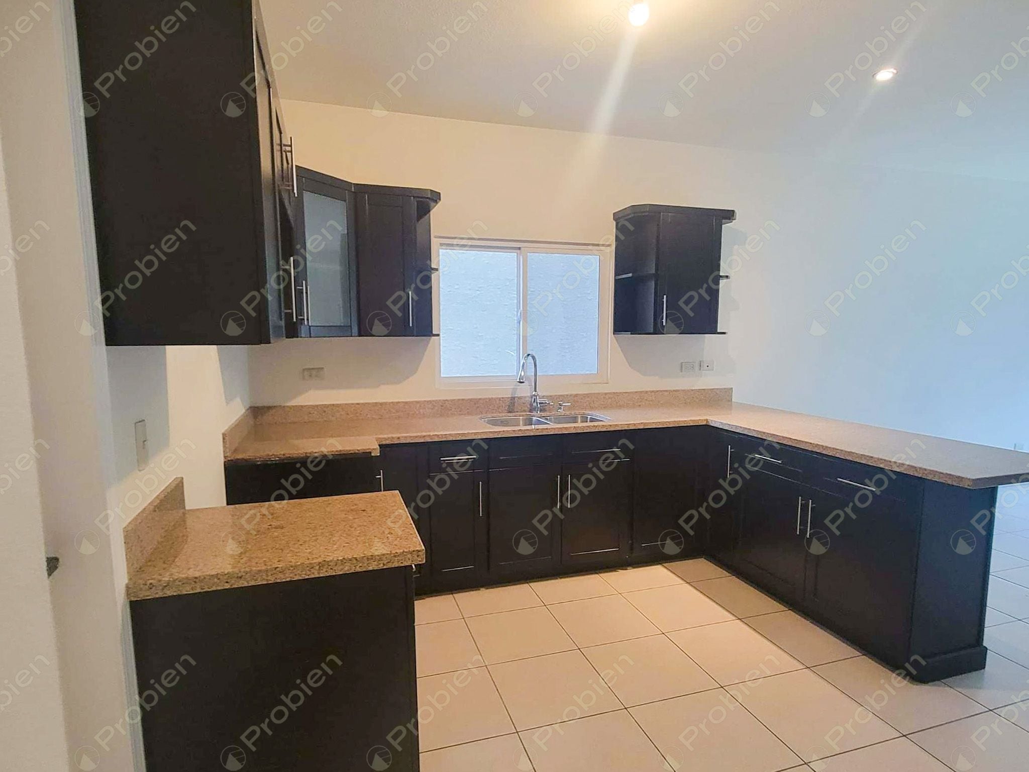 Casa en renta de 3 recámaras en Otay Lago junto al Parque de la Amistad - Foto 4 de 19