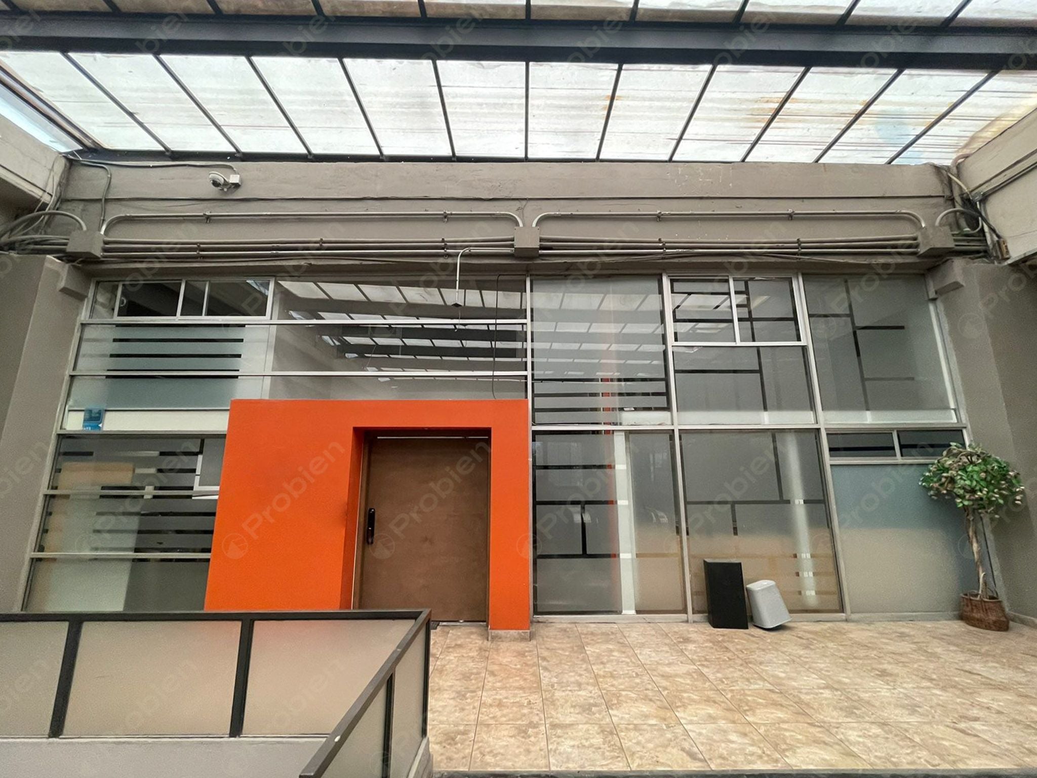 Oficina en Renta - Business Center en Zona Rio Planta Alta - Foto 1 de 19