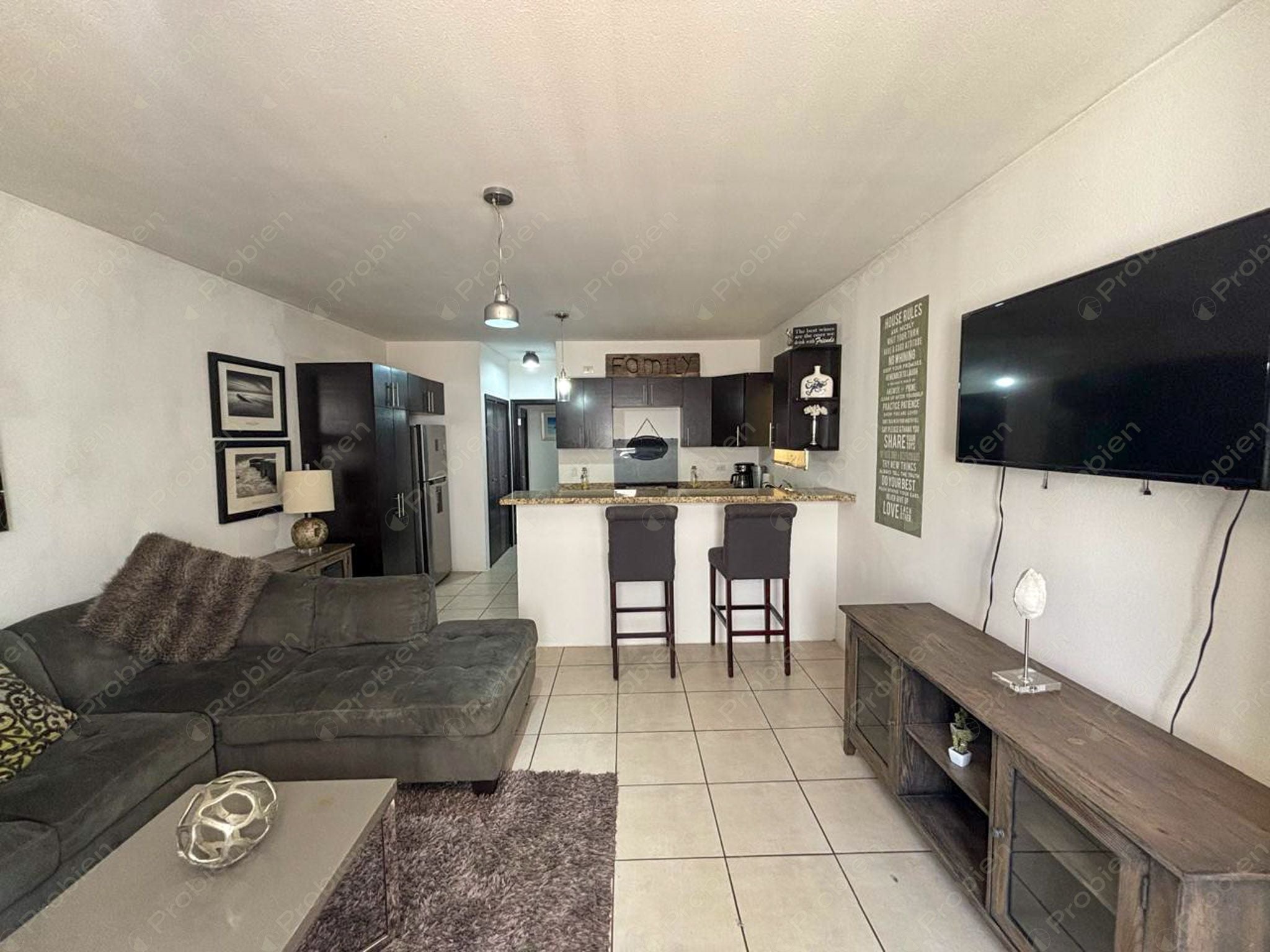 Departamento Amueblado en Renta en Garden Homes – 1 Recámara con Vista al Mar y Amenidades - Foto 1 de 18