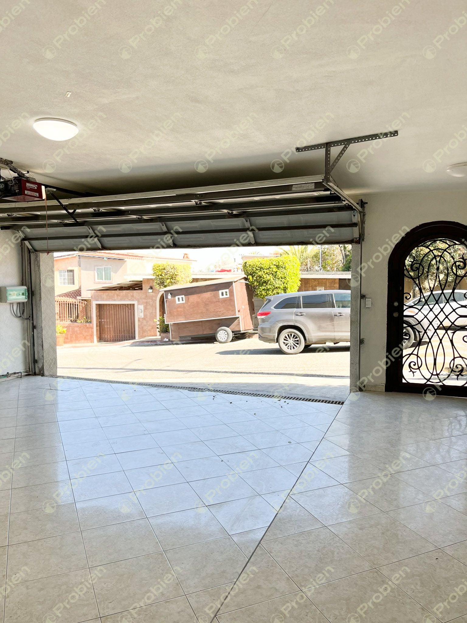 Casa en Renta en Playas de Tijuana Sección El Dorado con Paneles Solares y 4 Recámaras - Foto 3 de 15