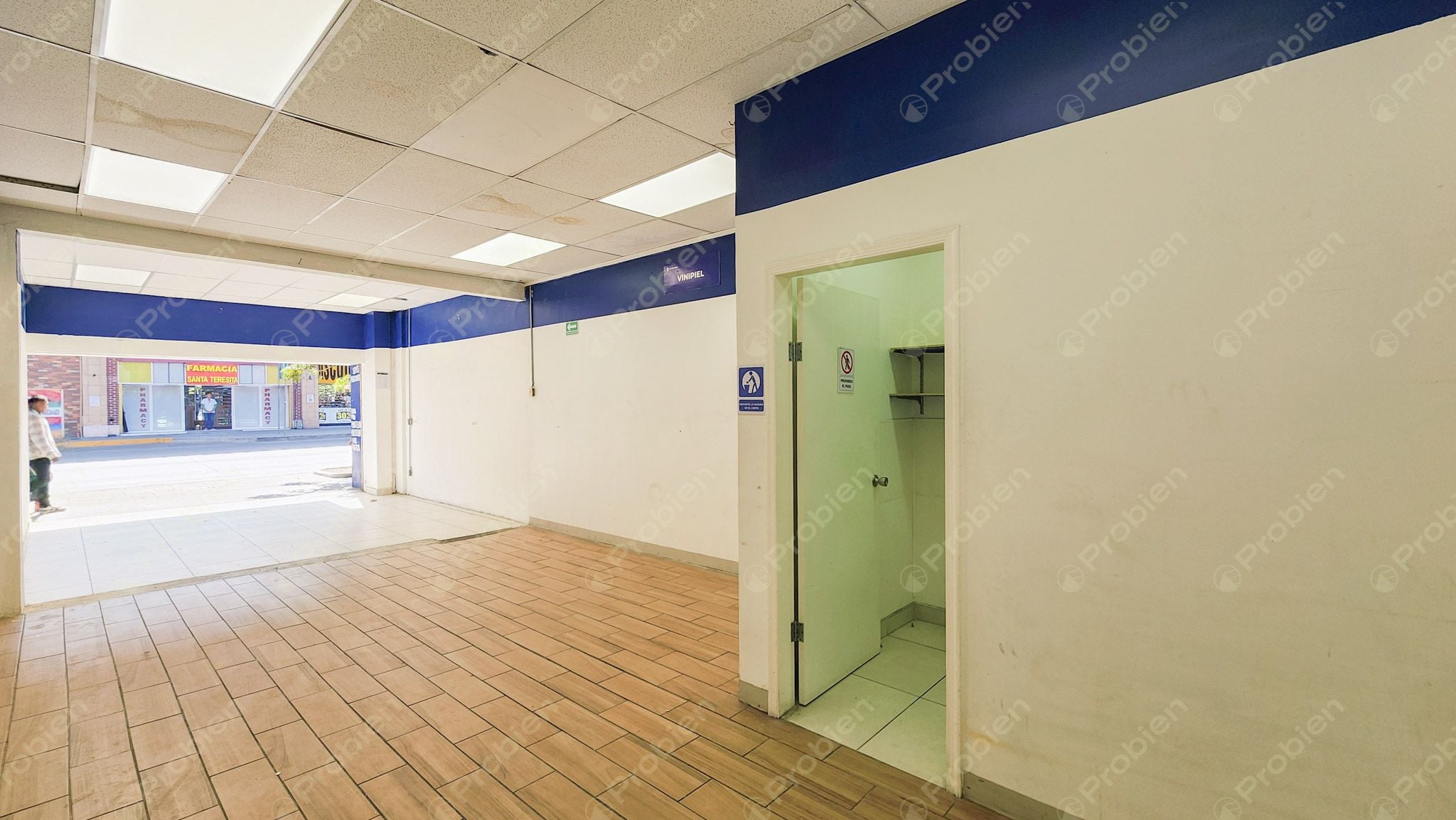 Local Comercial en Renta en Zona Centro – A un Local de la Av. Revolución - Foto 3 de 7