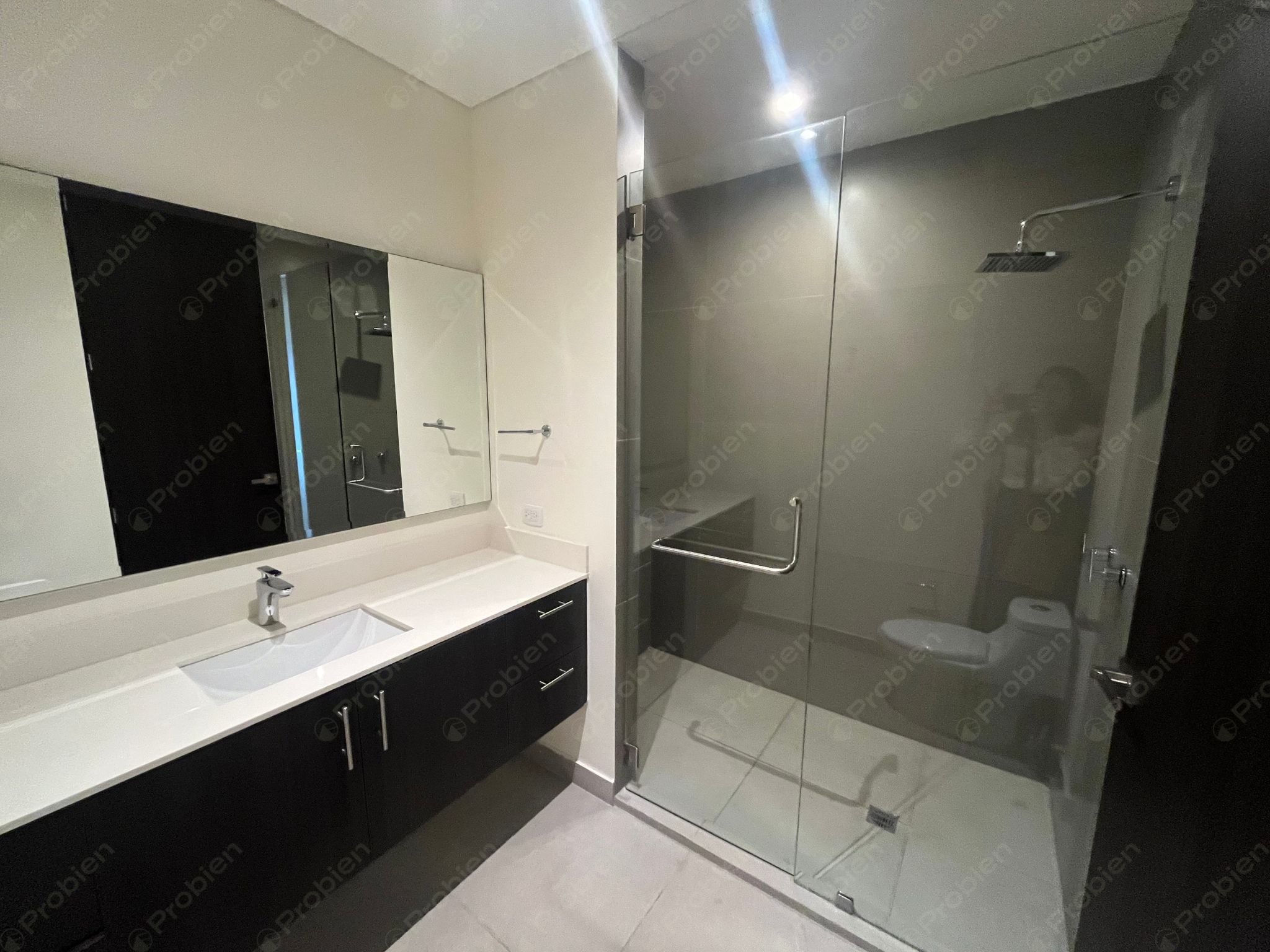 Departamento en Venta en Levant Campestre – 3 Recámaras, Vista al Estadio y Amenidades de Lujo - Foto 16 de 36