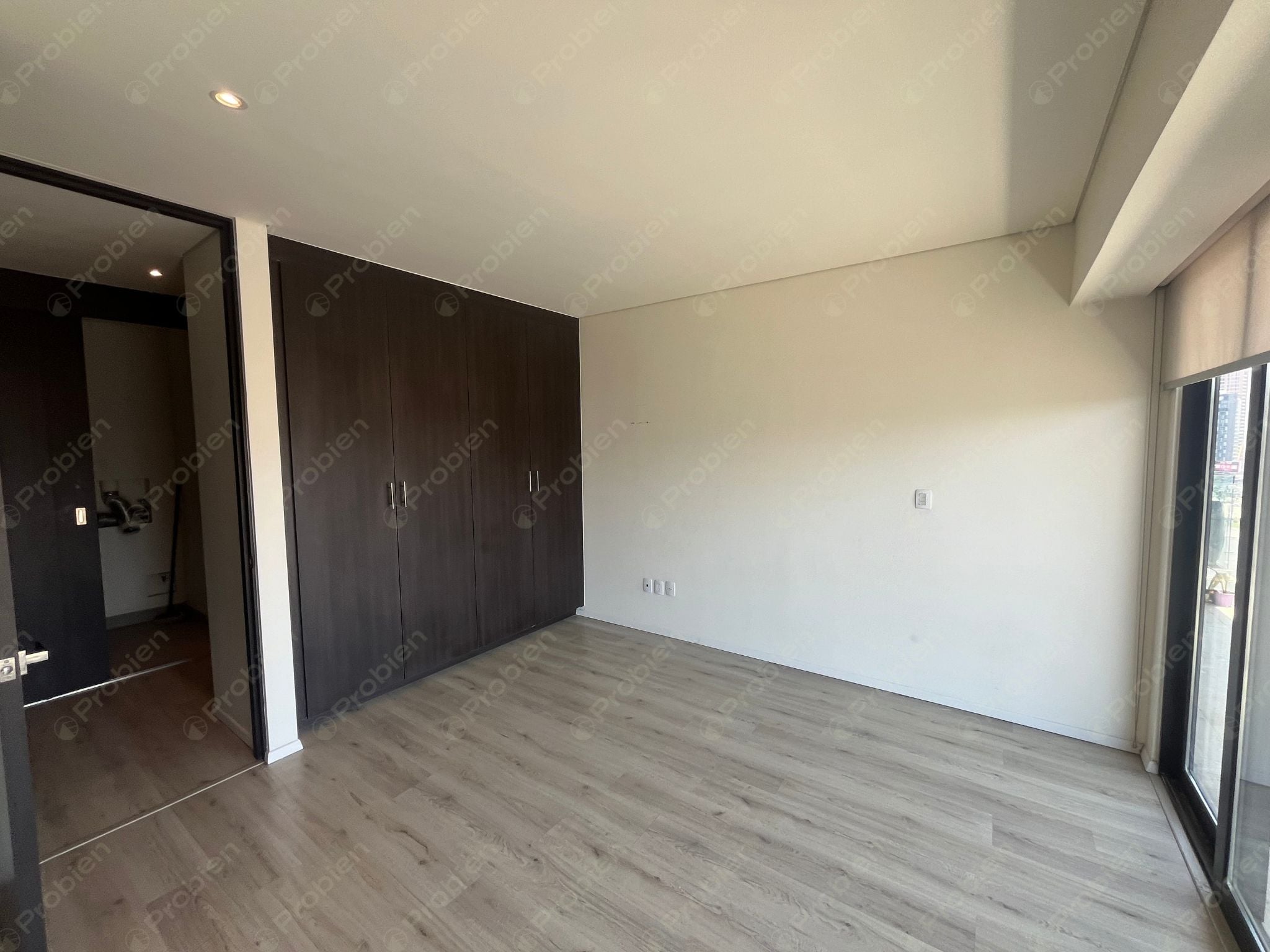 Departamento en Venta en Levant Campestre – 3 Recámaras, Vista al Estadio y Amenidades de Lujo - Foto 7 de 36