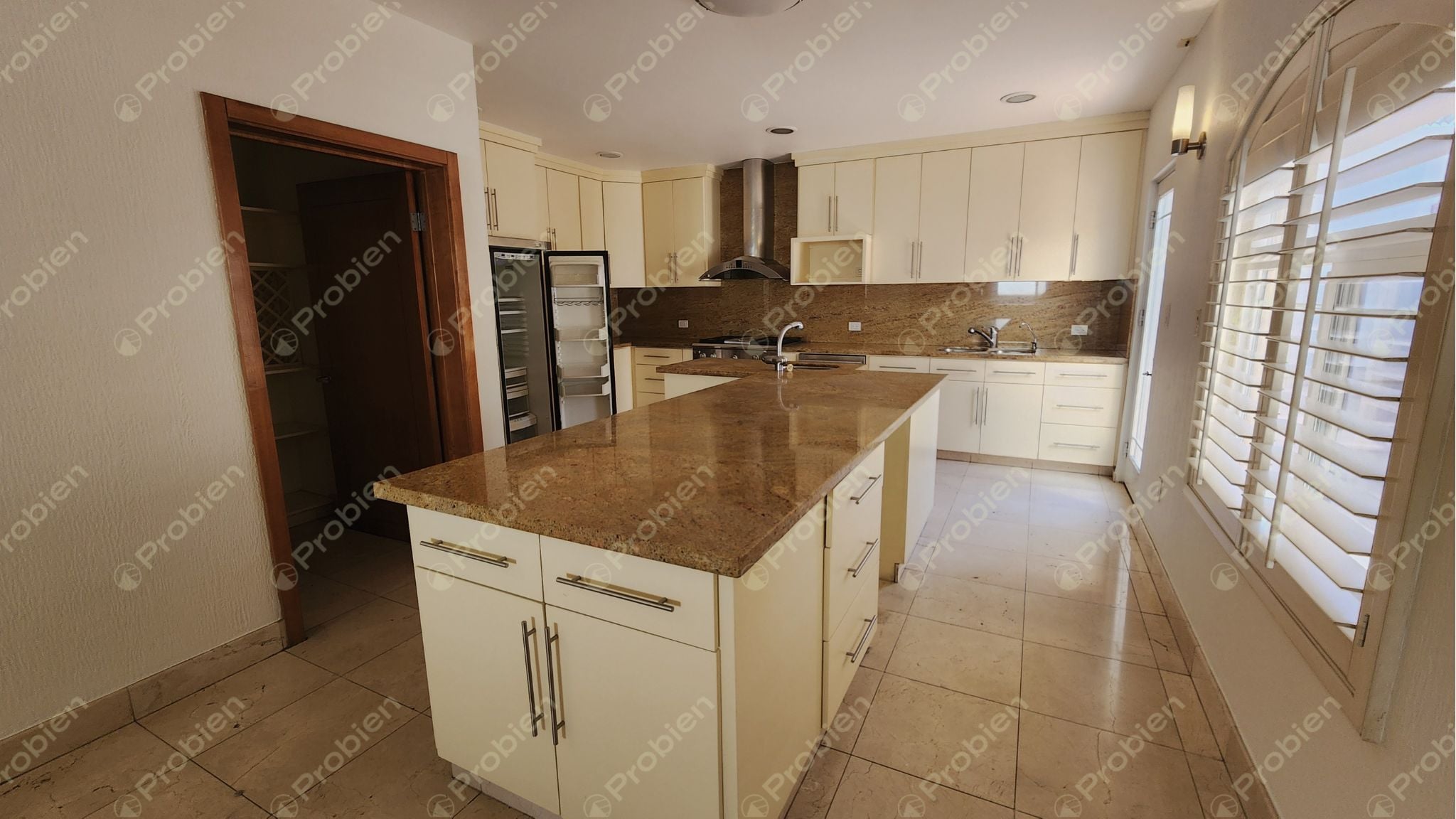 Casa en Venta en Las Palmas – Amplia, Remodelada y con Paneles Solares - Foto 11 de 33