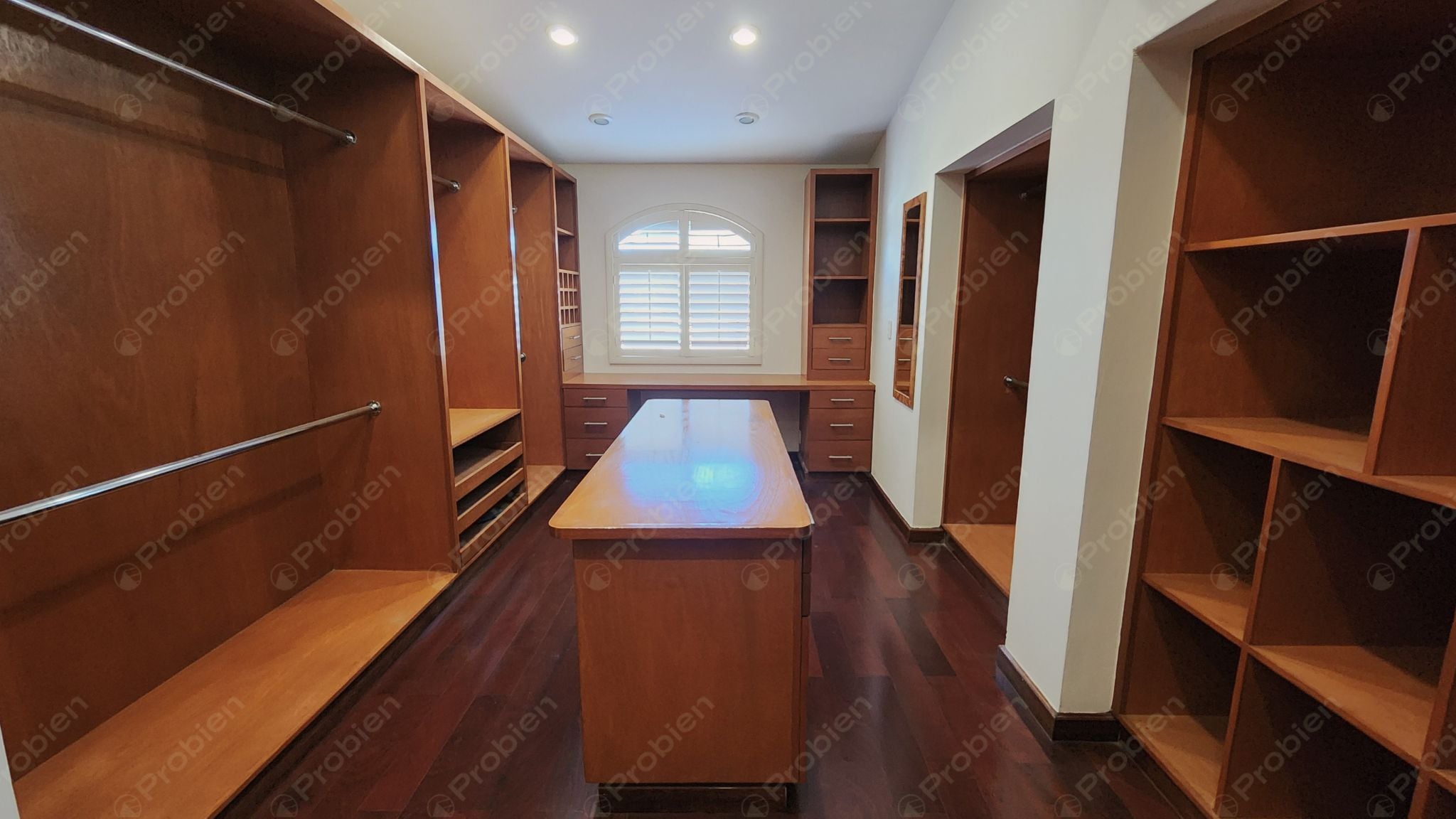 Casa en Venta en Las Palmas – Amplia, Remodelada y con Paneles Solares - Foto 26 de 33