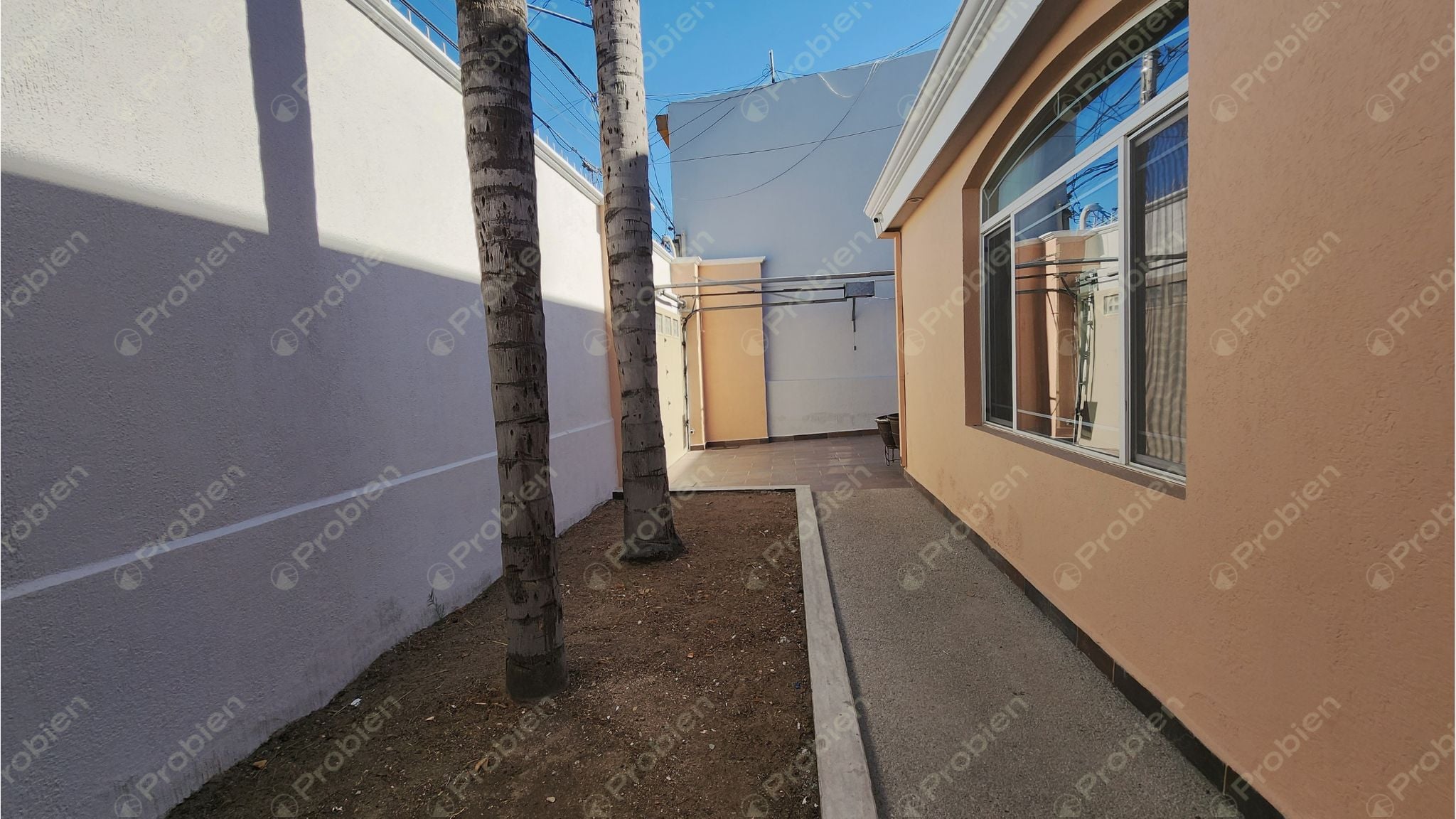 Casa en Venta en Las Palmas – Amplia, Remodelada y con Paneles Solares - Foto 5 de 33