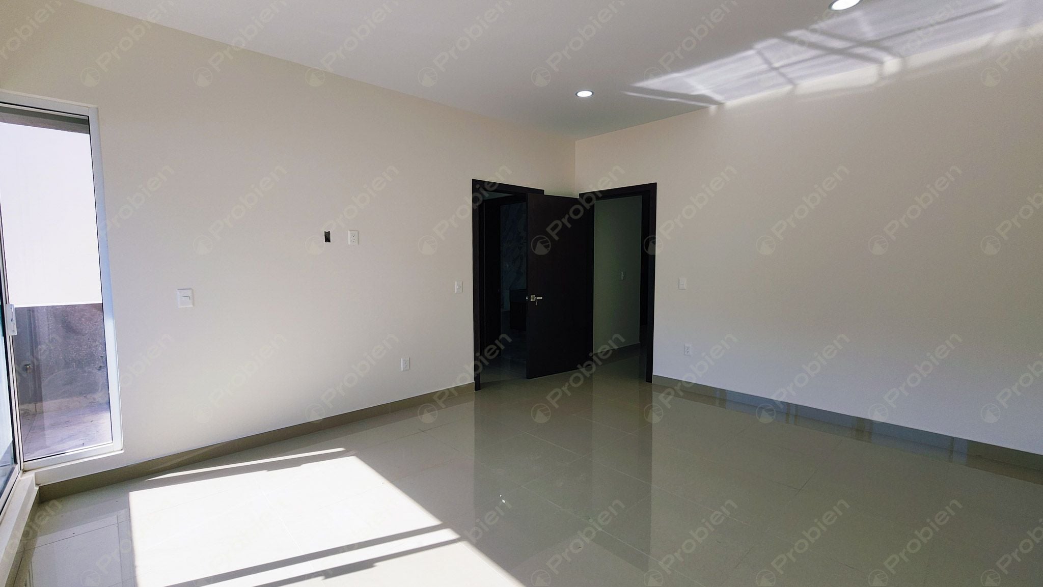 Casas en Venta en Hacienda Agua Caliente – Zona Dorada de Tijuana 3 Niveles - Foto 11 de 29