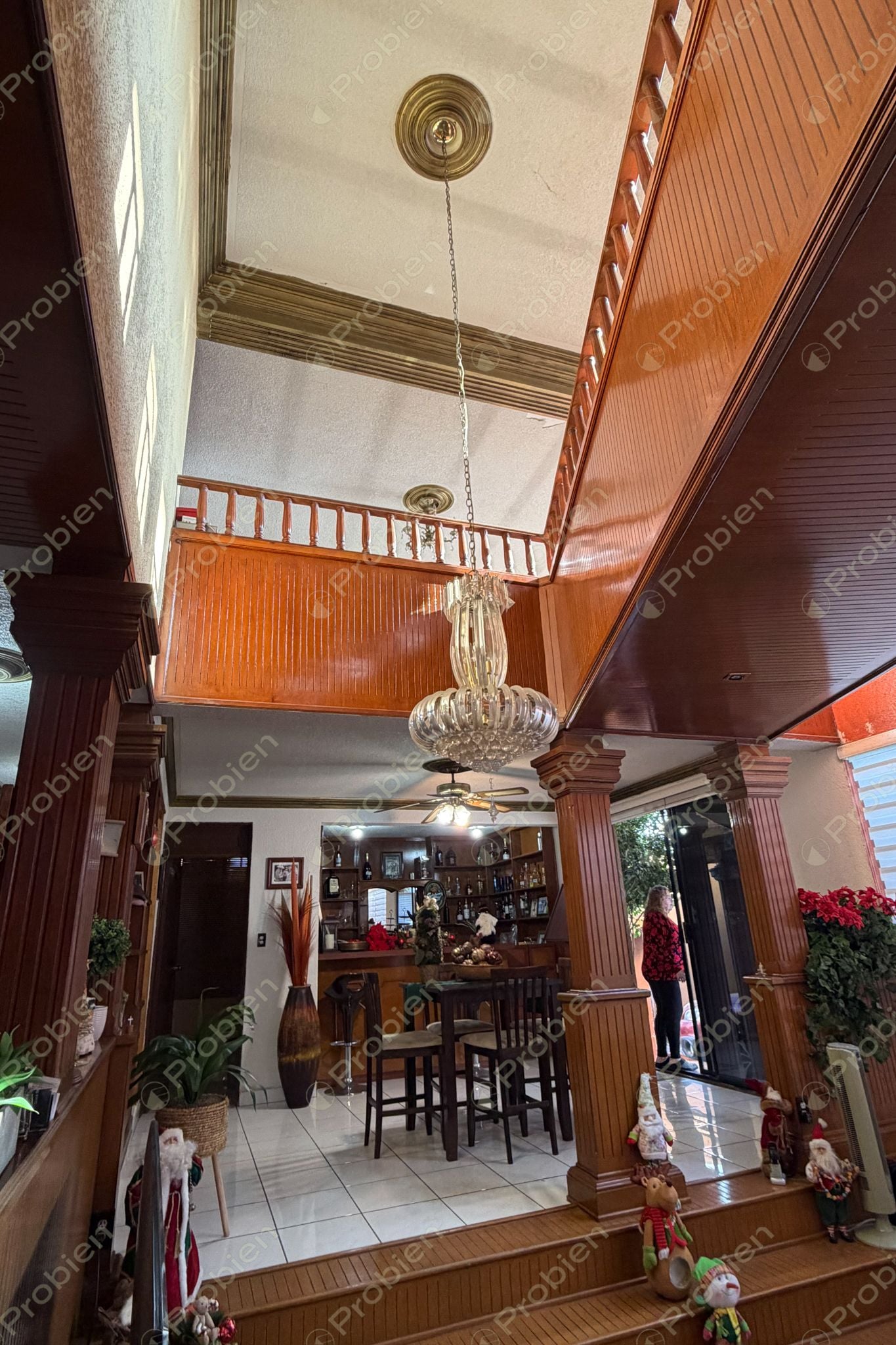 Casa en Venta en Las Torres Parte Baja | Amplia Residencia con Potencial Comercial - Foto 2 de 26