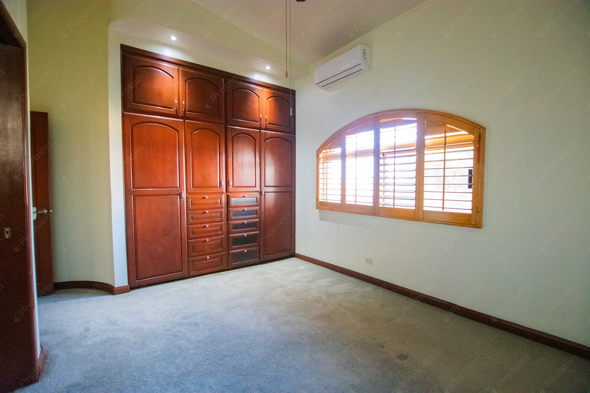 Casa en Venta en Puerta de Hierro – Estilo Californiano en Privada Exclusiva - Foto 19 de 27