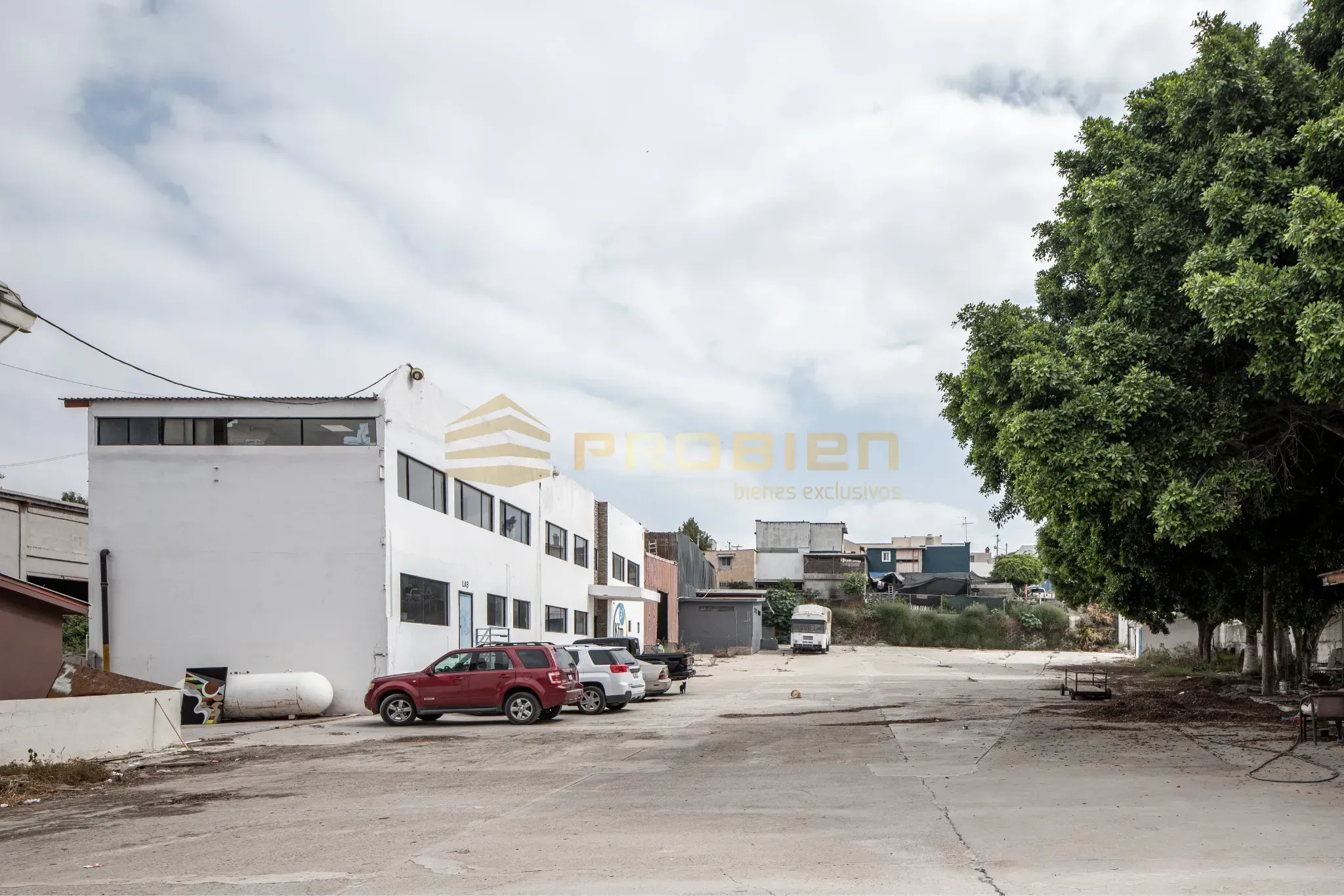 Bodega en Venta - En la Gloria - Foto 2 de 16