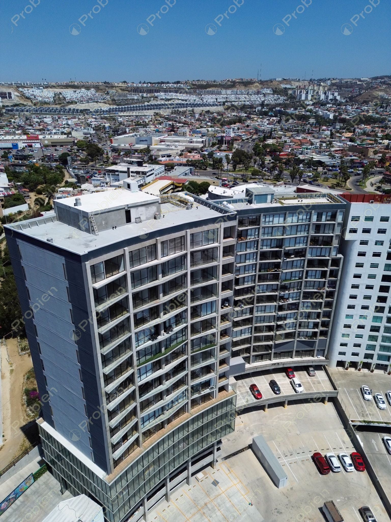 Locales Comerciales en Renta o Venta en Playas de Tijuana The Wesley – Frente a Plaza Monumental con Vistas al Mar - Foto 4 de 12