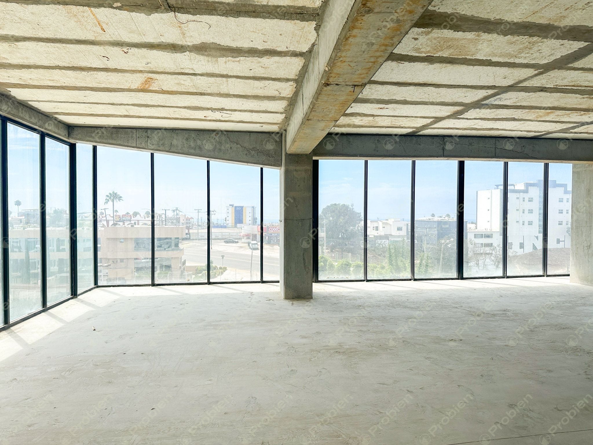 Locales Comerciales en Renta o Venta en Playas de Tijuana The Wesley – Frente a Plaza Monumental con Vistas al Mar - Foto 9 de 12