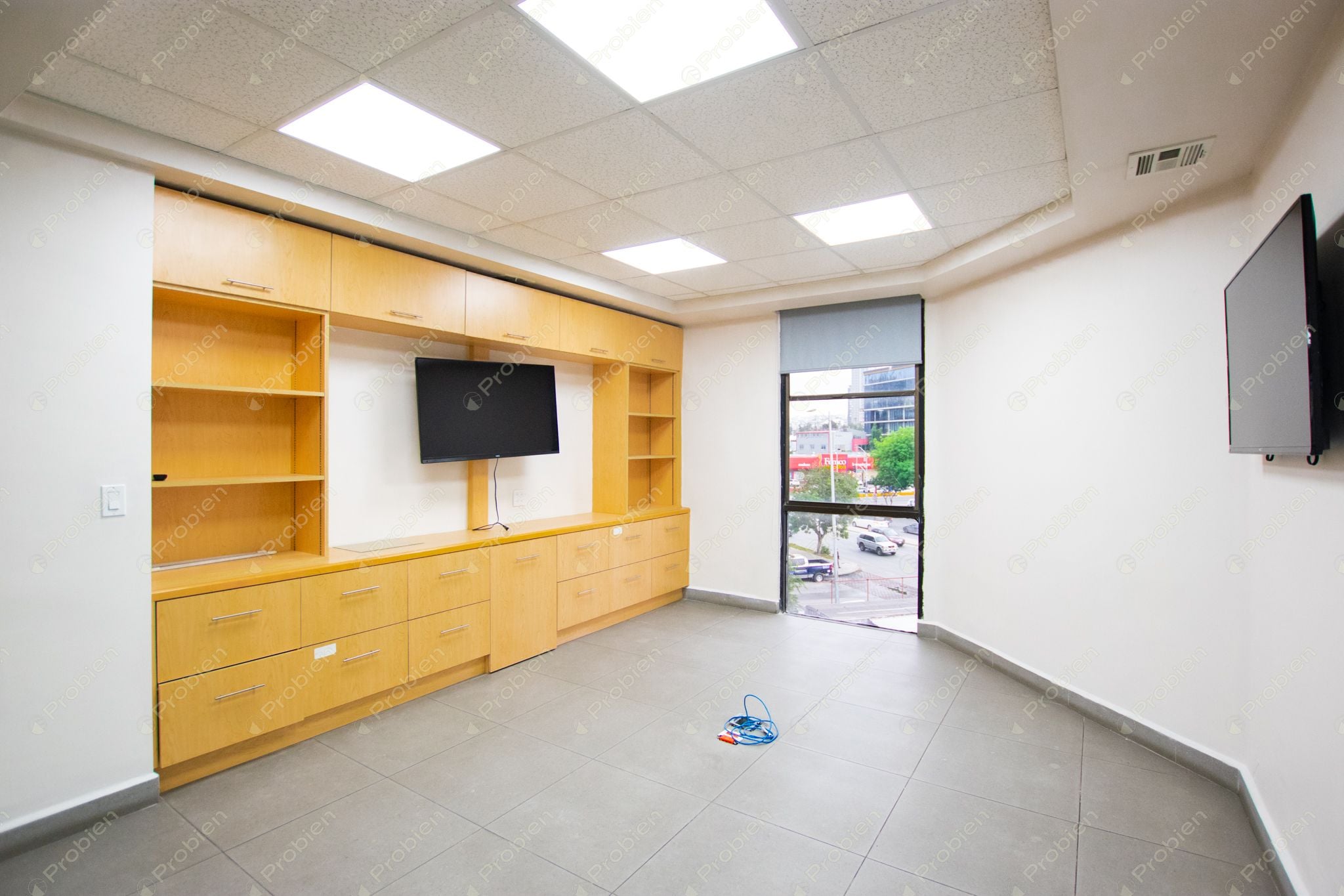 Oficina en venta en Zona Río, Tijuana, sobre Av. Luis Cabrera - Foto 9 de 20