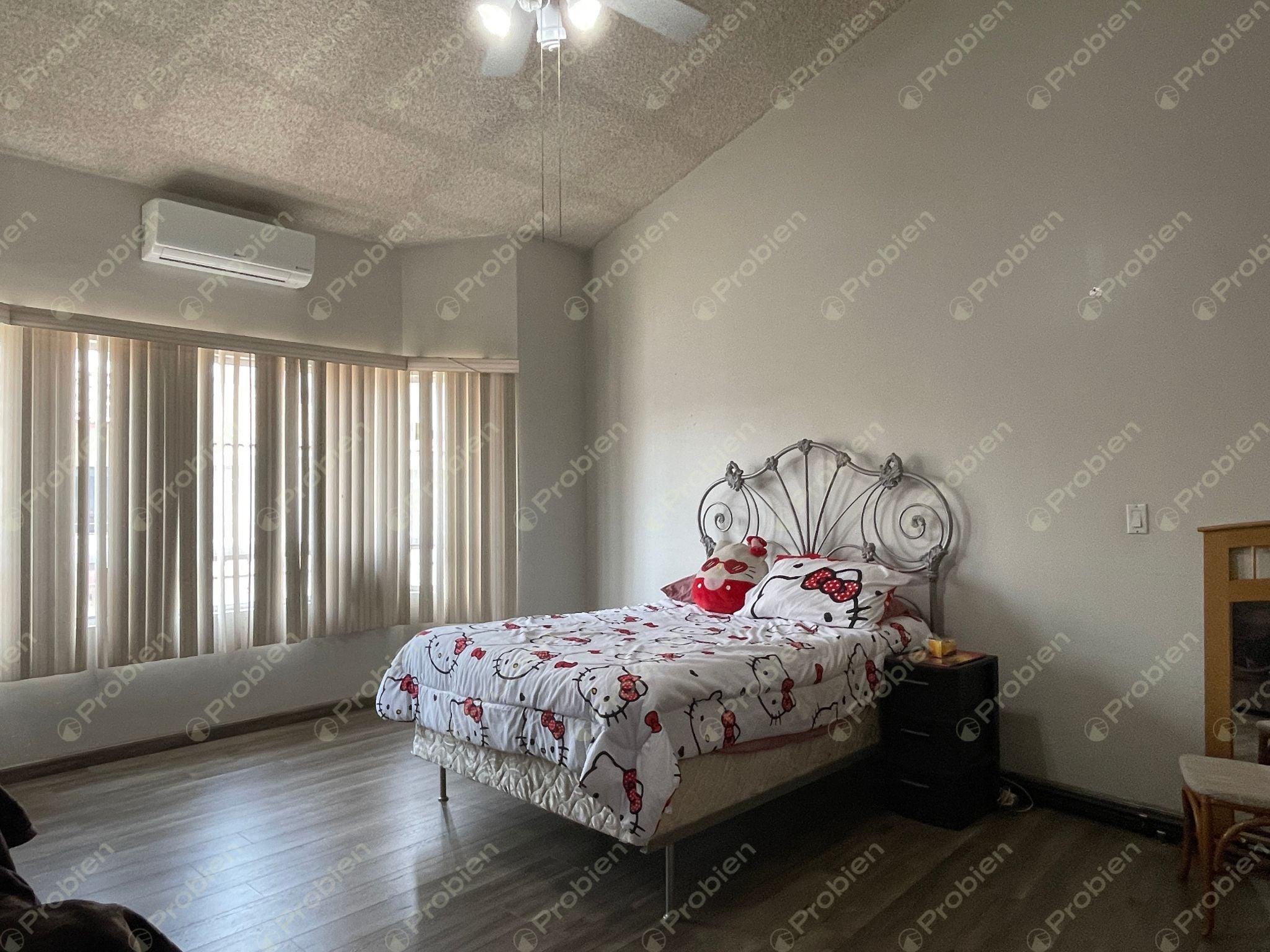 Casa en Venta en Boulevard Las Américas | Amplios Espacios para Remodelar a tu Gusto - Foto 16 de 17