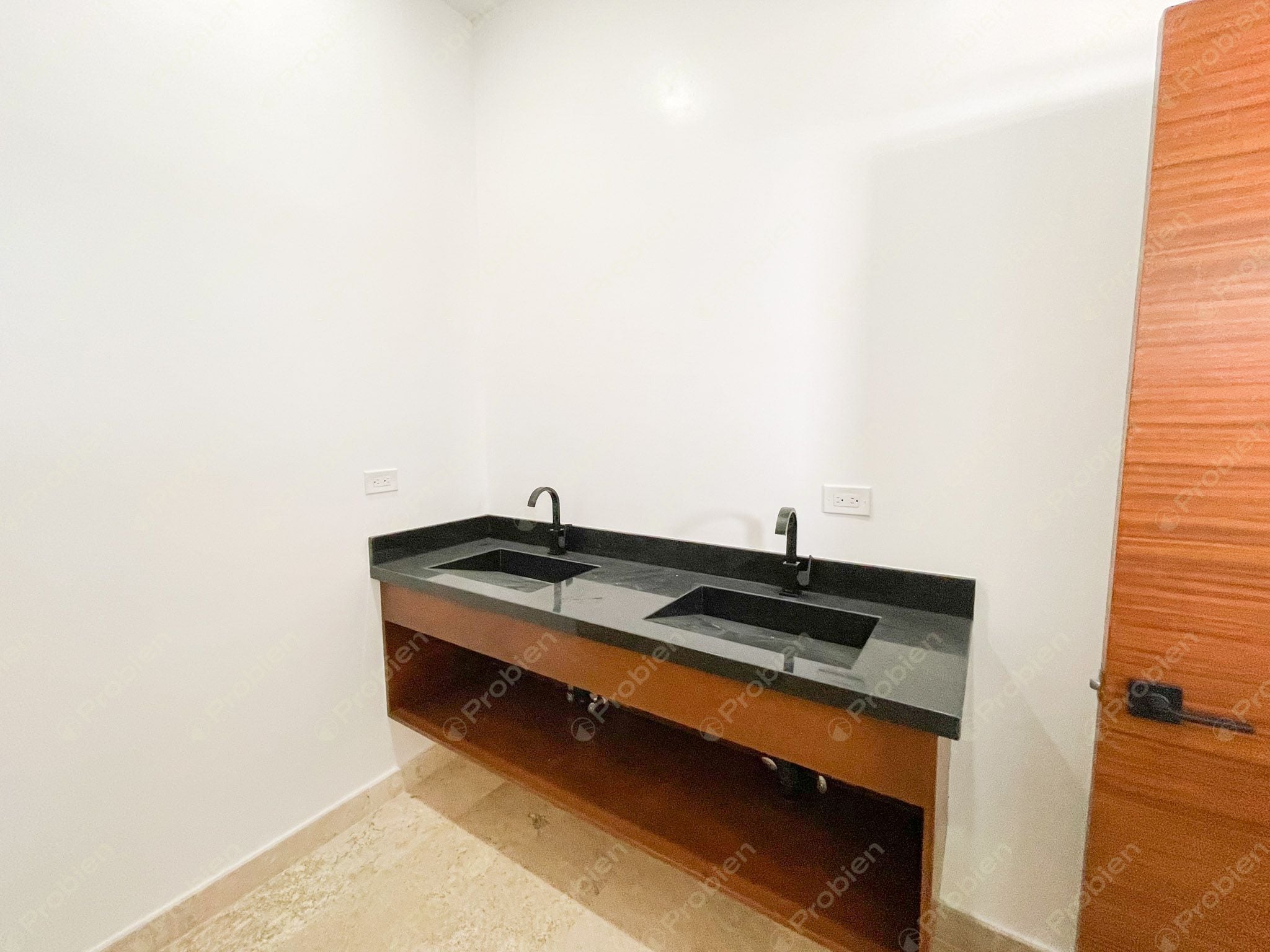 Casa Nueva en Venta en Residencial San Marino – 3 Recámaras y Terraza con Vista al Mar - Foto 7 de 18