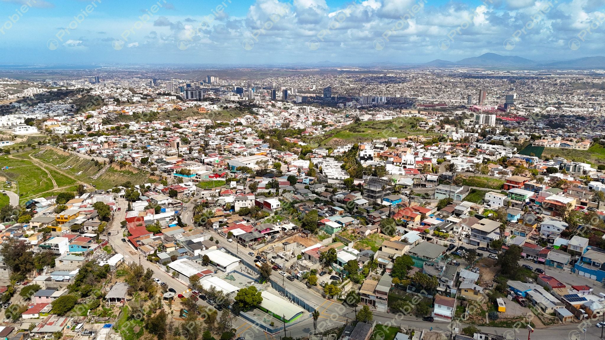 Casas en Venta en Las Plazas Privada AGATA – 4 Niveles, Terraza y Espacios Amplios - Foto 8 de 16