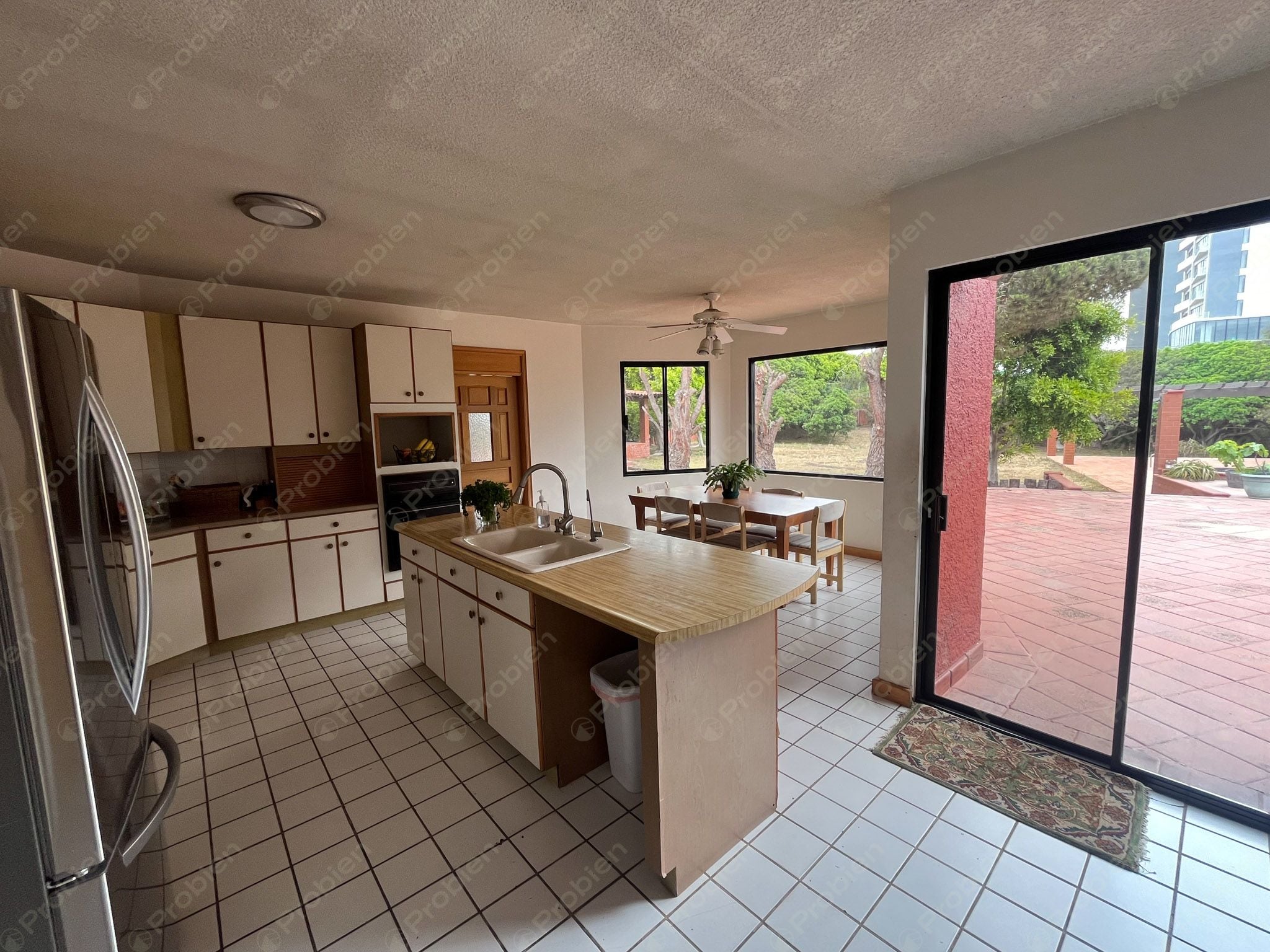 Hermosa Residencia en Venta en Playas de Tijuana – 940 m² de Construcción - Foto 16 de 29