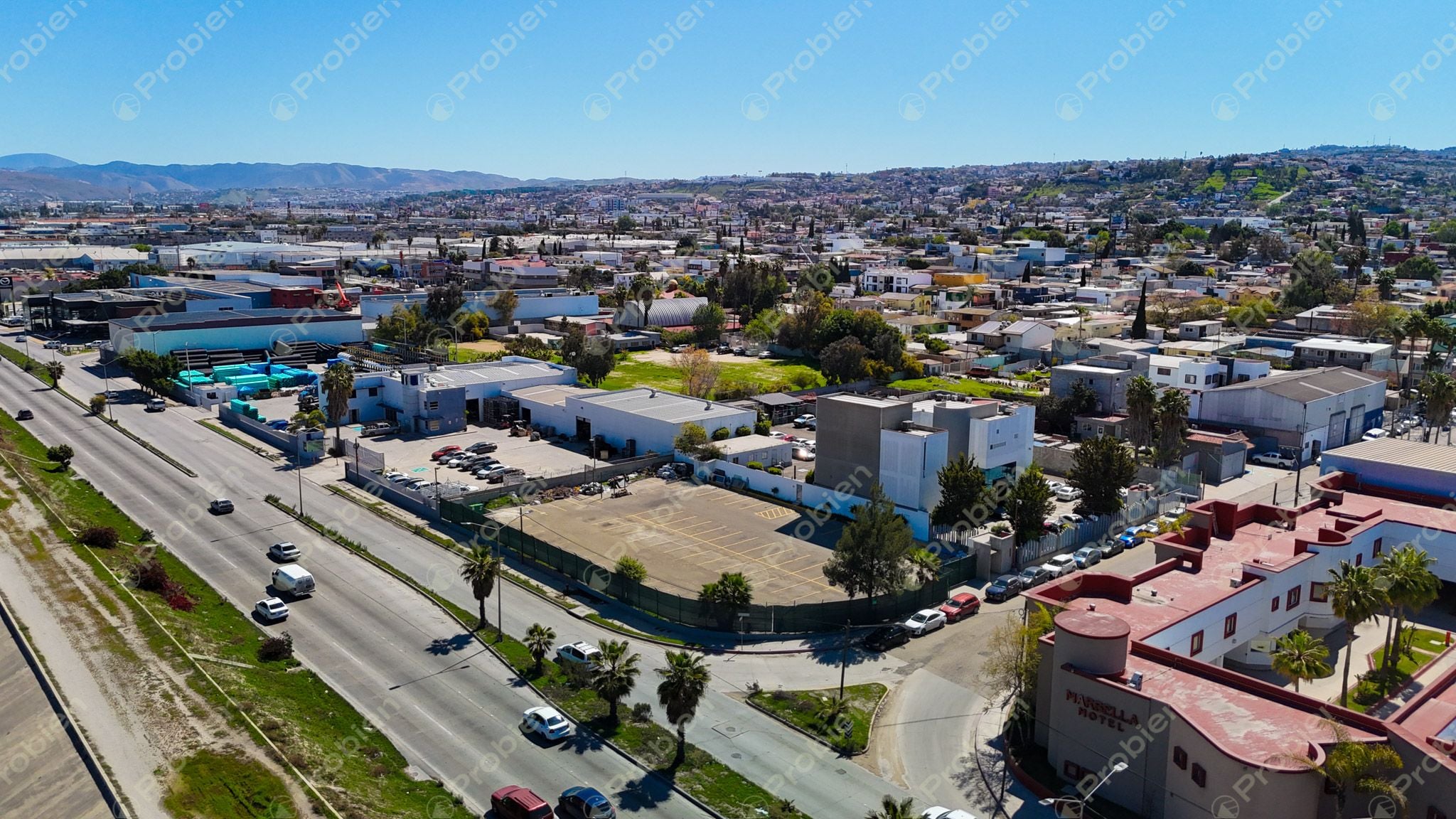 Terreno con edificio Corporativo en Venta – Vía Rápida, Zona Río 3ra Etapa - Foto 20 de 29