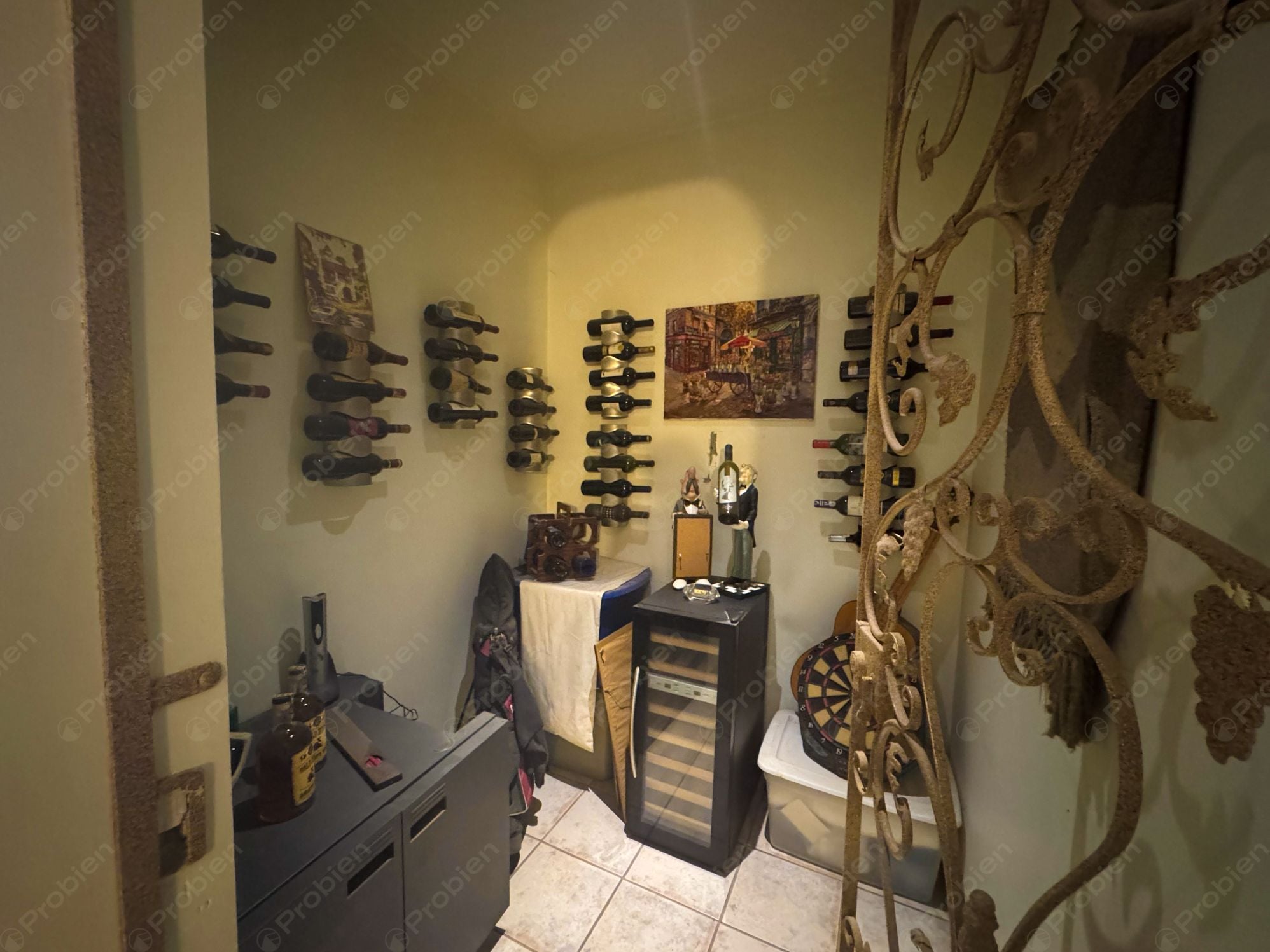 Casa Colonial en Venta en Playas de Rosarito – 460 m² de Terreno  - Foto 5 de 15