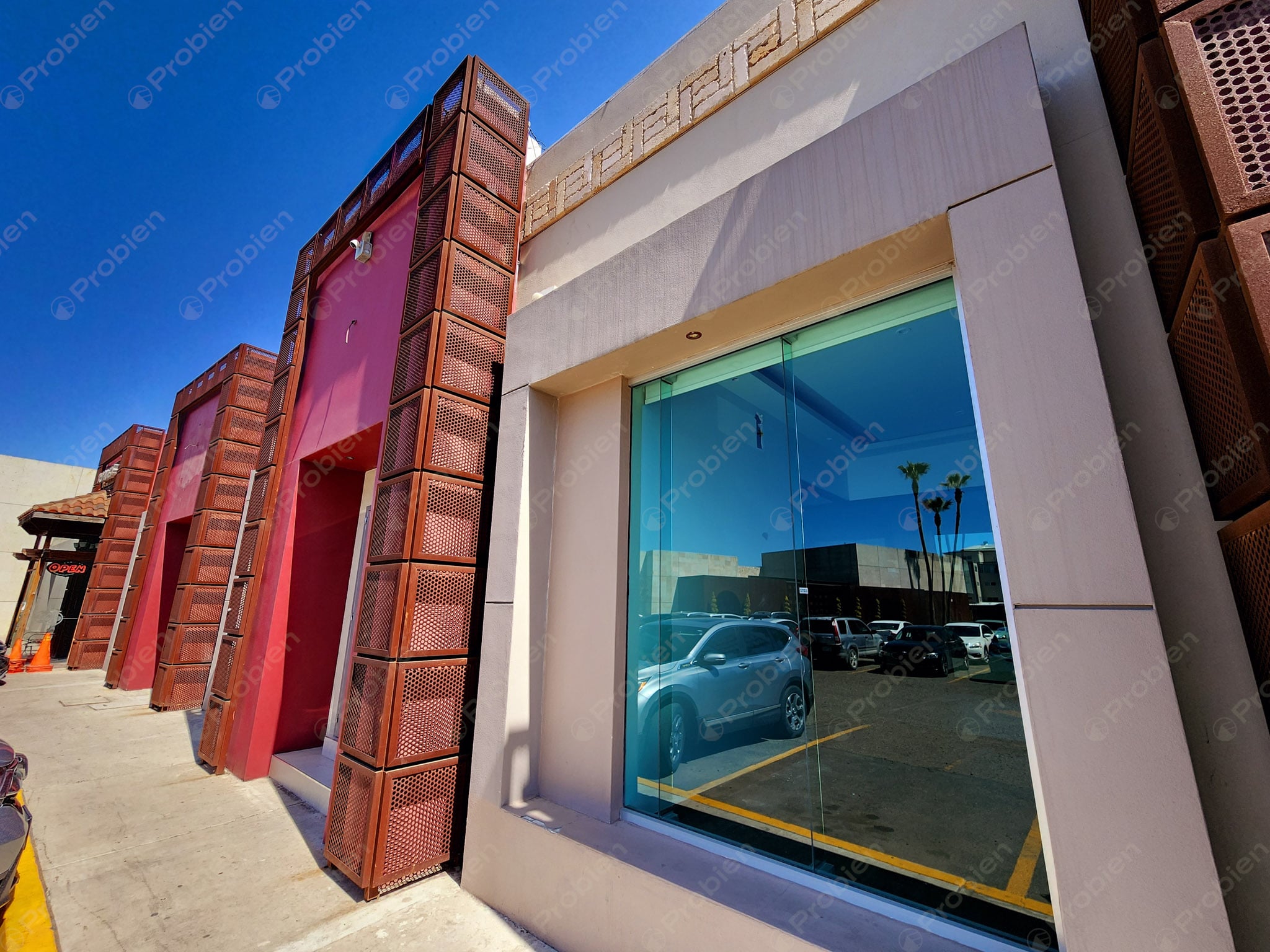 Local Comercial en Renta – Excelente Ubicación en Plaza Domino - Foto 2 de 14