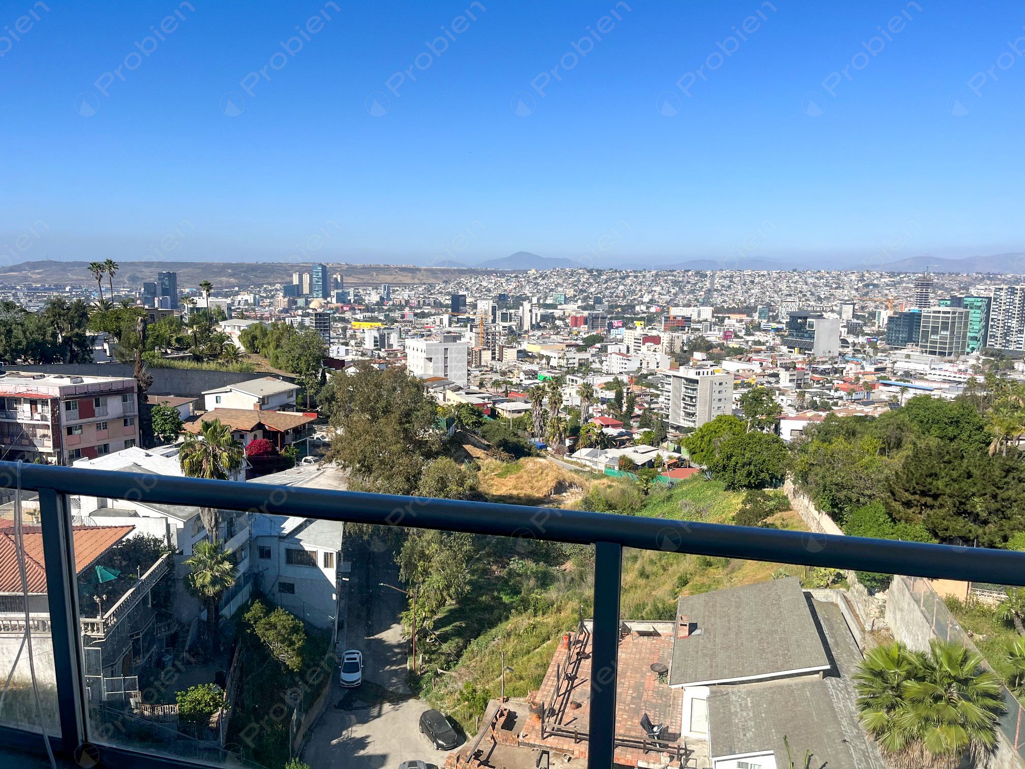 Departamento en renta en Altea Madero Sur La Cacho Tijuana con vista a la ciudad - Foto 2 de 12