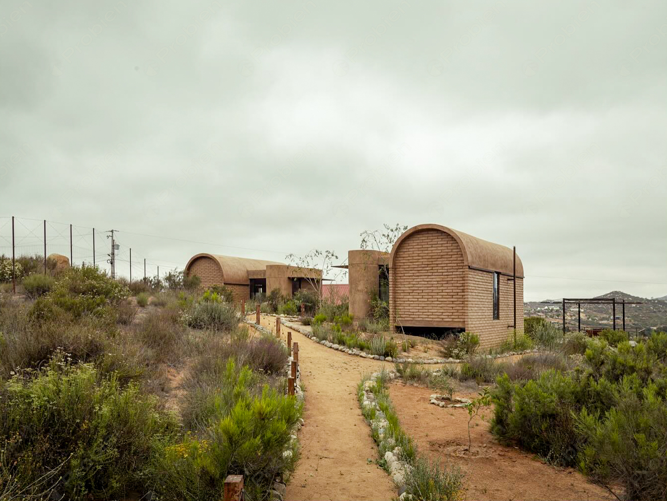 Terreno en venta con cabañas en Valle de Guadalupe ideal para inversión - Foto 2 de 12