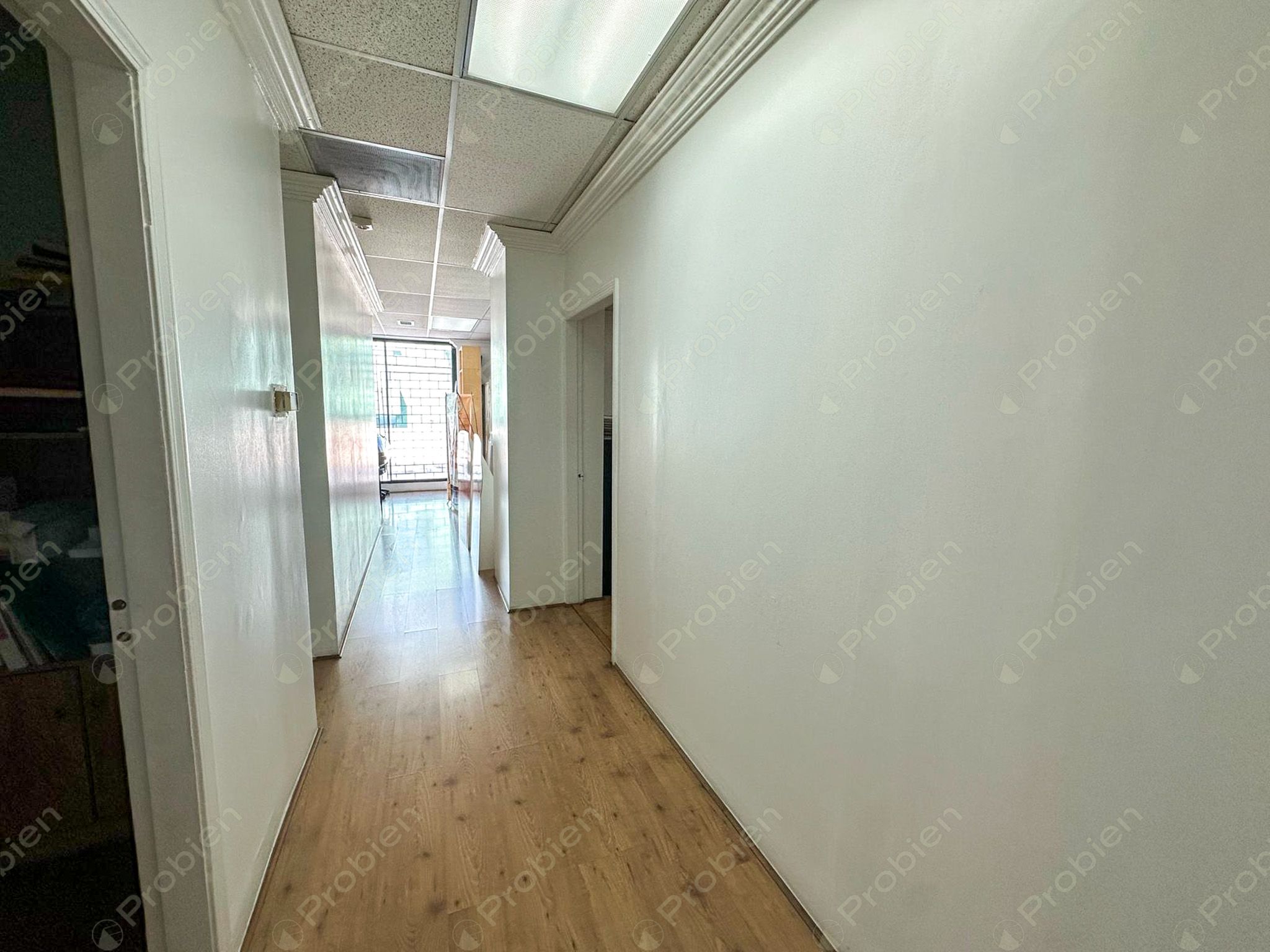 Oficina penthouse en Renta en Zona Río - Ubicación Estratégica cerca de Paseo de los Héroes con vista a la ciudad - Foto 20 de 24