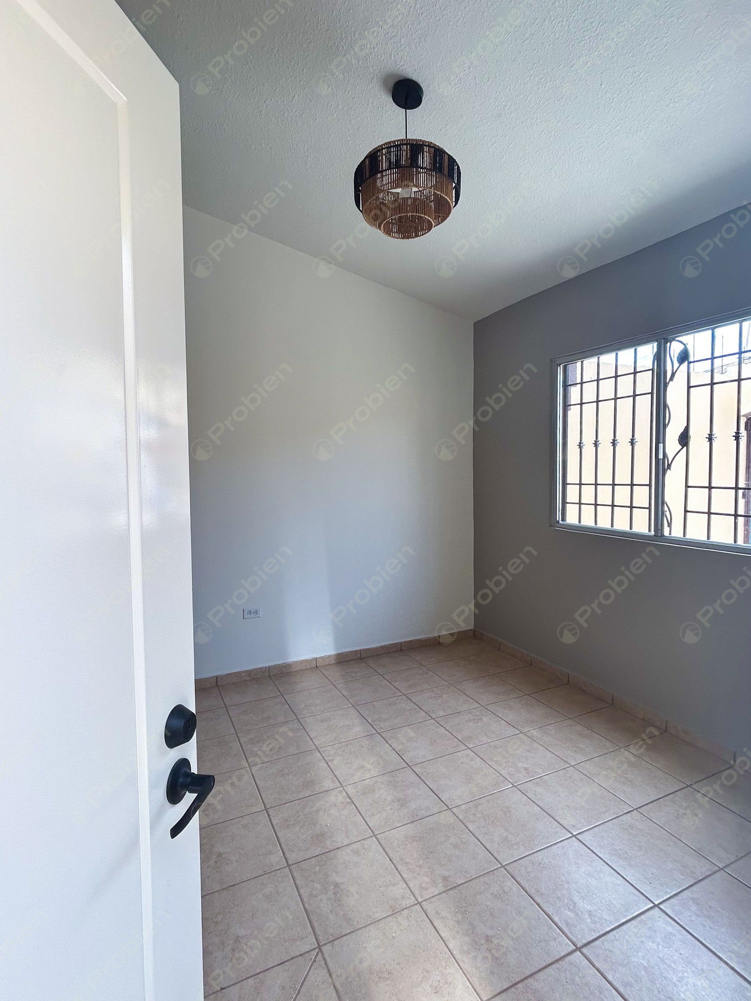 Casa Remodelada en Renta – Loma Bonita - Foto 4 de 16